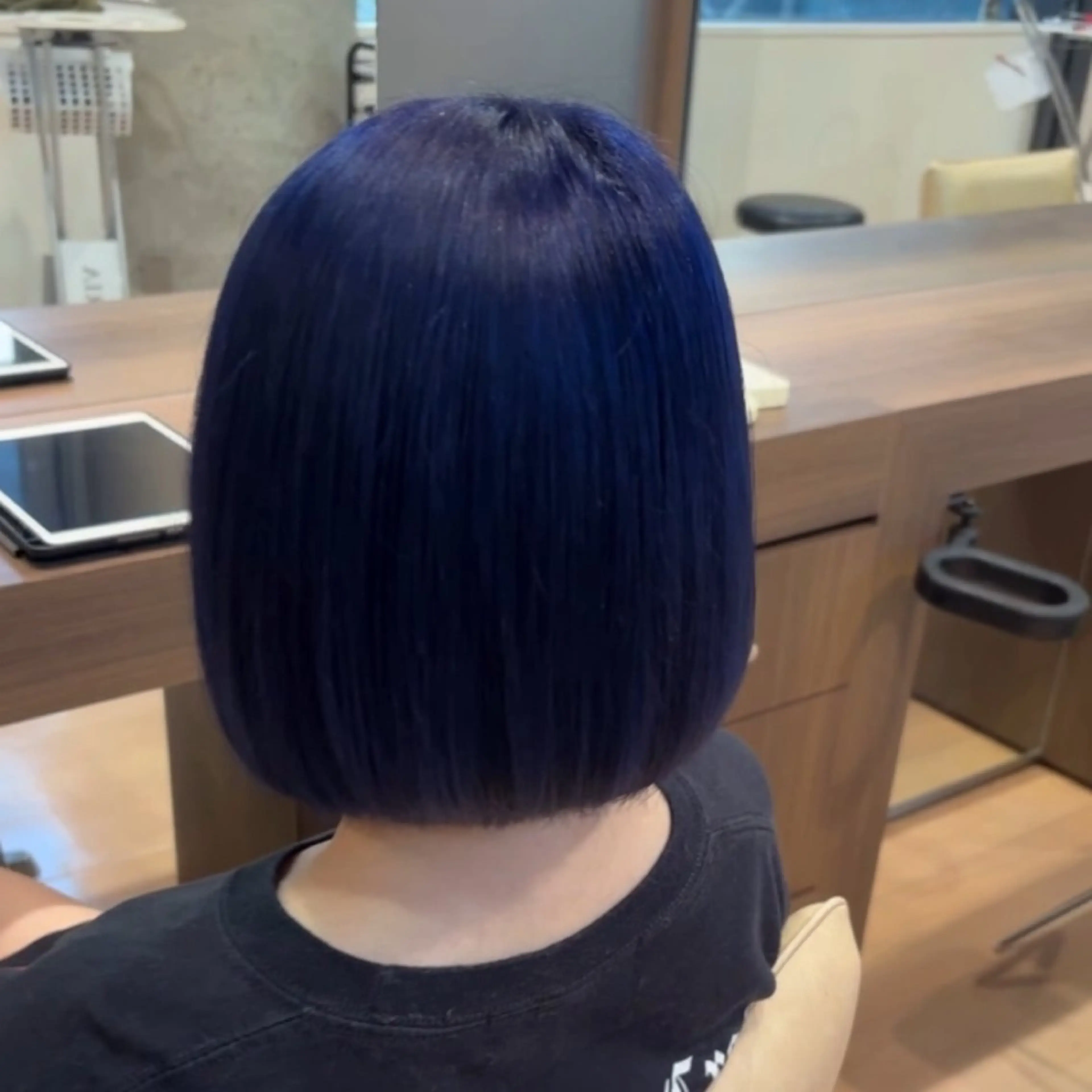 ショート カラー ブルーカラー ブルーバイオレット バイオレットカラー CONAN｜盛岡ボブ 特化/タッセルボブのヘアスタイル