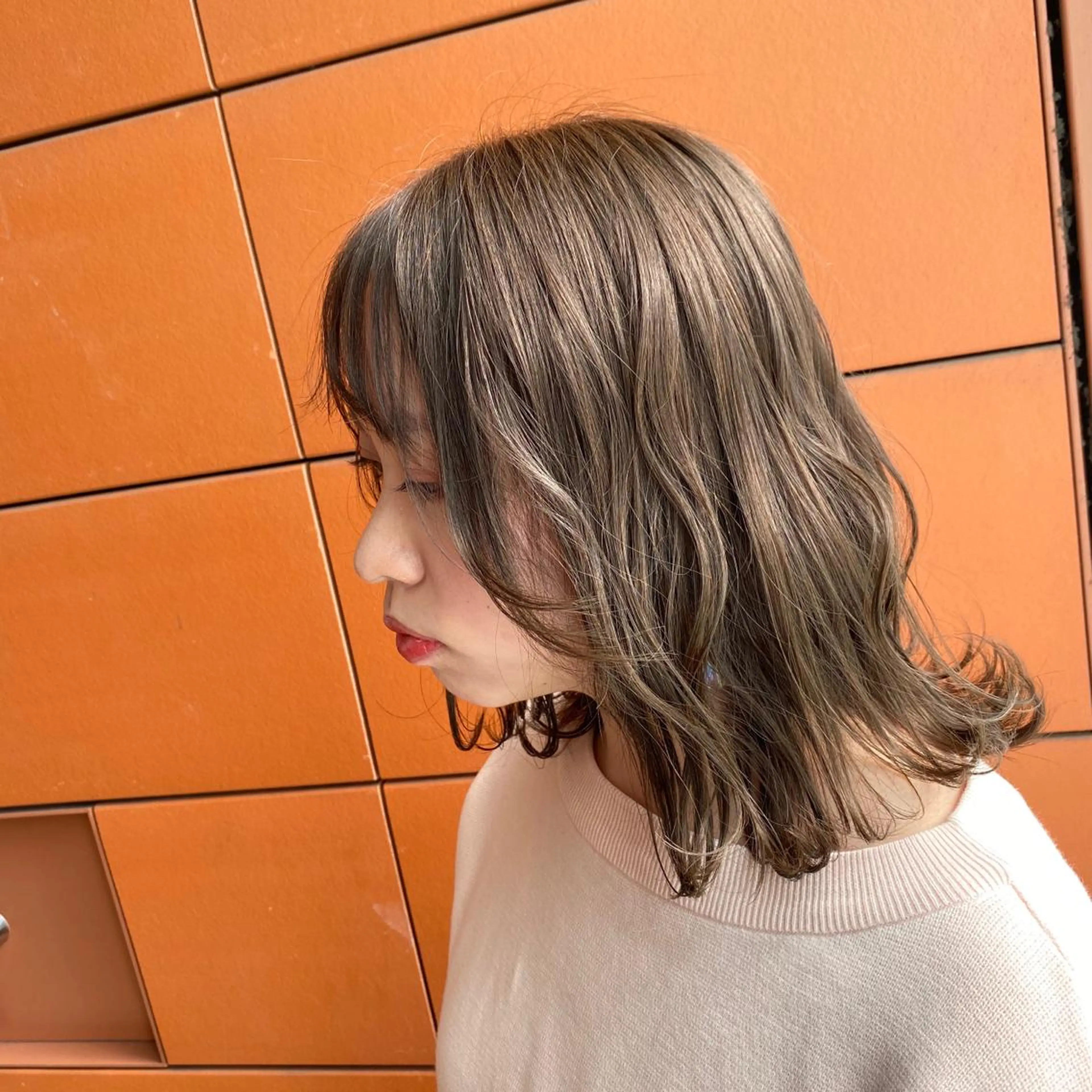 ミディアム カラー 井手 孔介のヘアスタイル