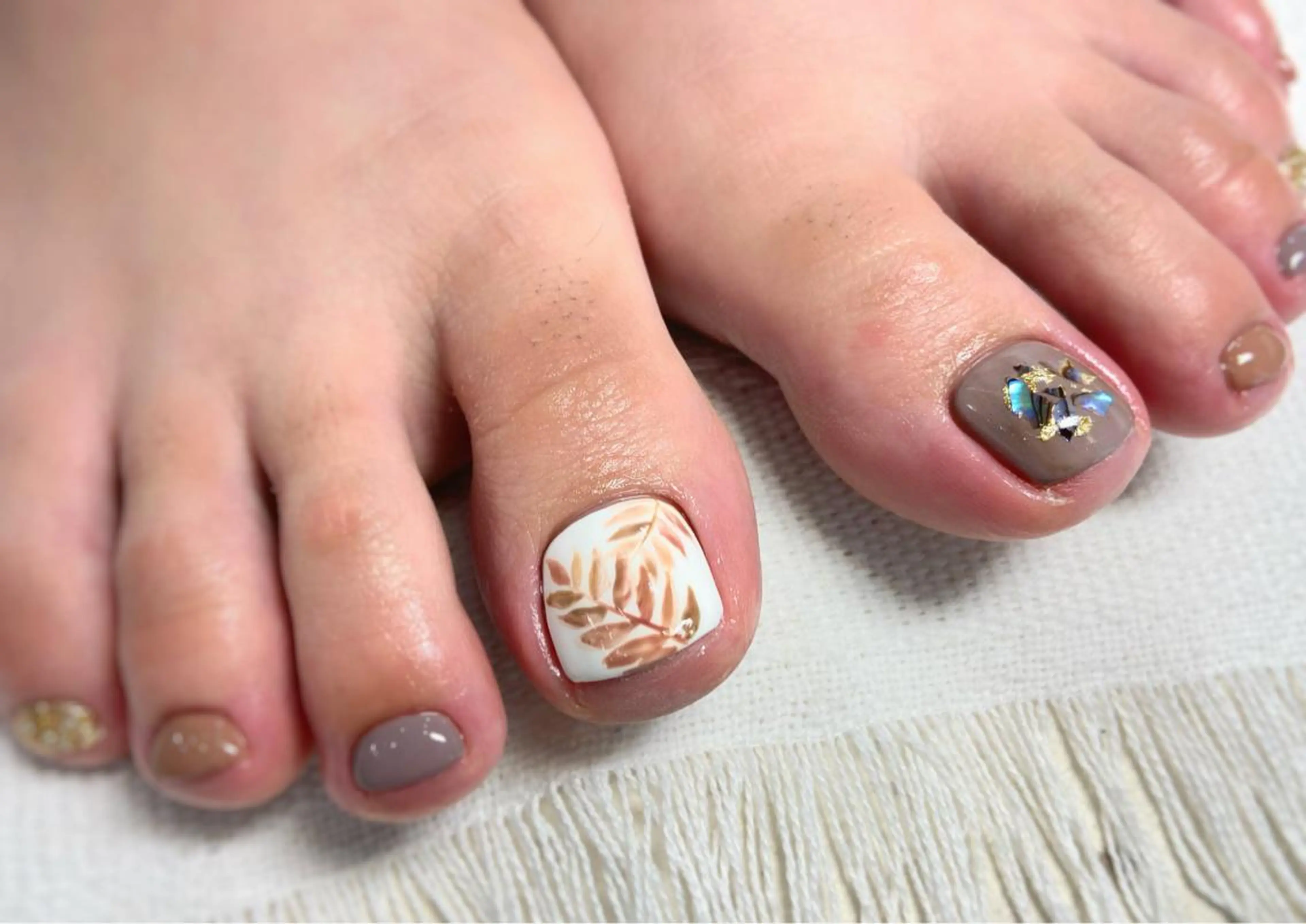 ネイル 【DELICAT】 溝の口店　KUMIのネイルデザイン