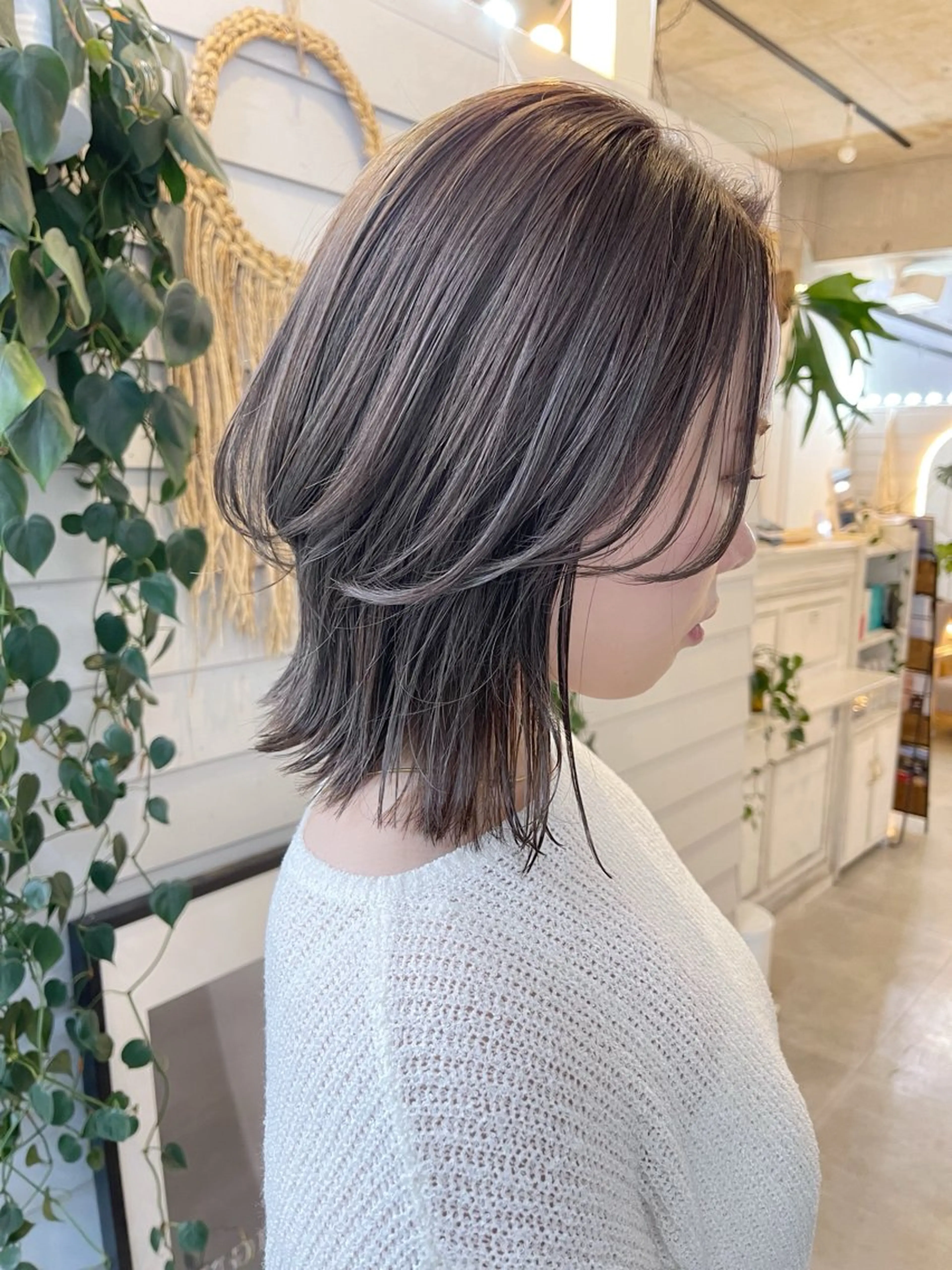ミディアム カラー ブリーチ ダブルカラー ブリーチなしカラー ボブ ヘアカラー トリートメント AiM 大名　似合わせカットのヘアスタイル