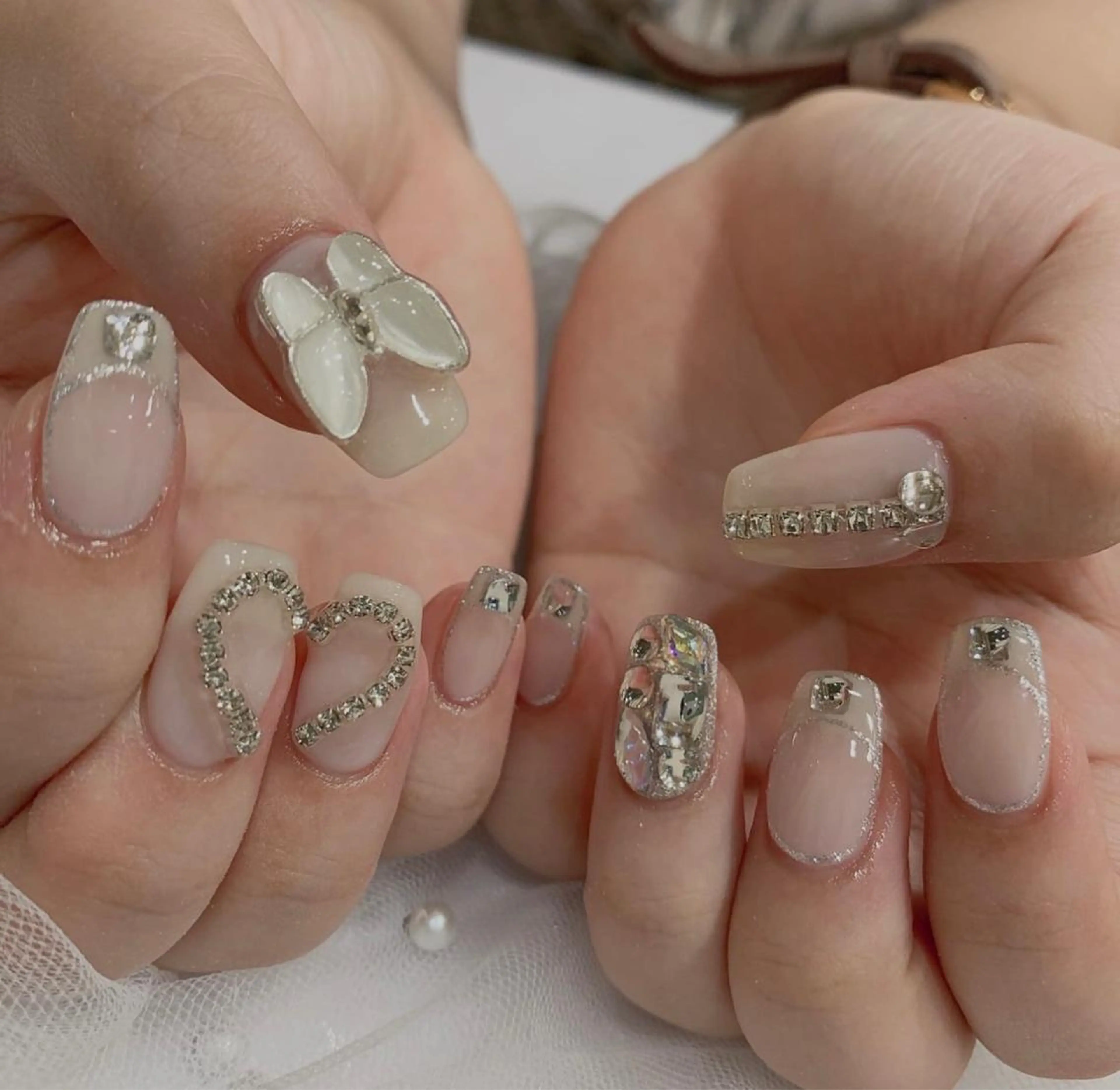 ネイル 🦋 MiKi 🦋 ネイルサロンのネイルデザイン