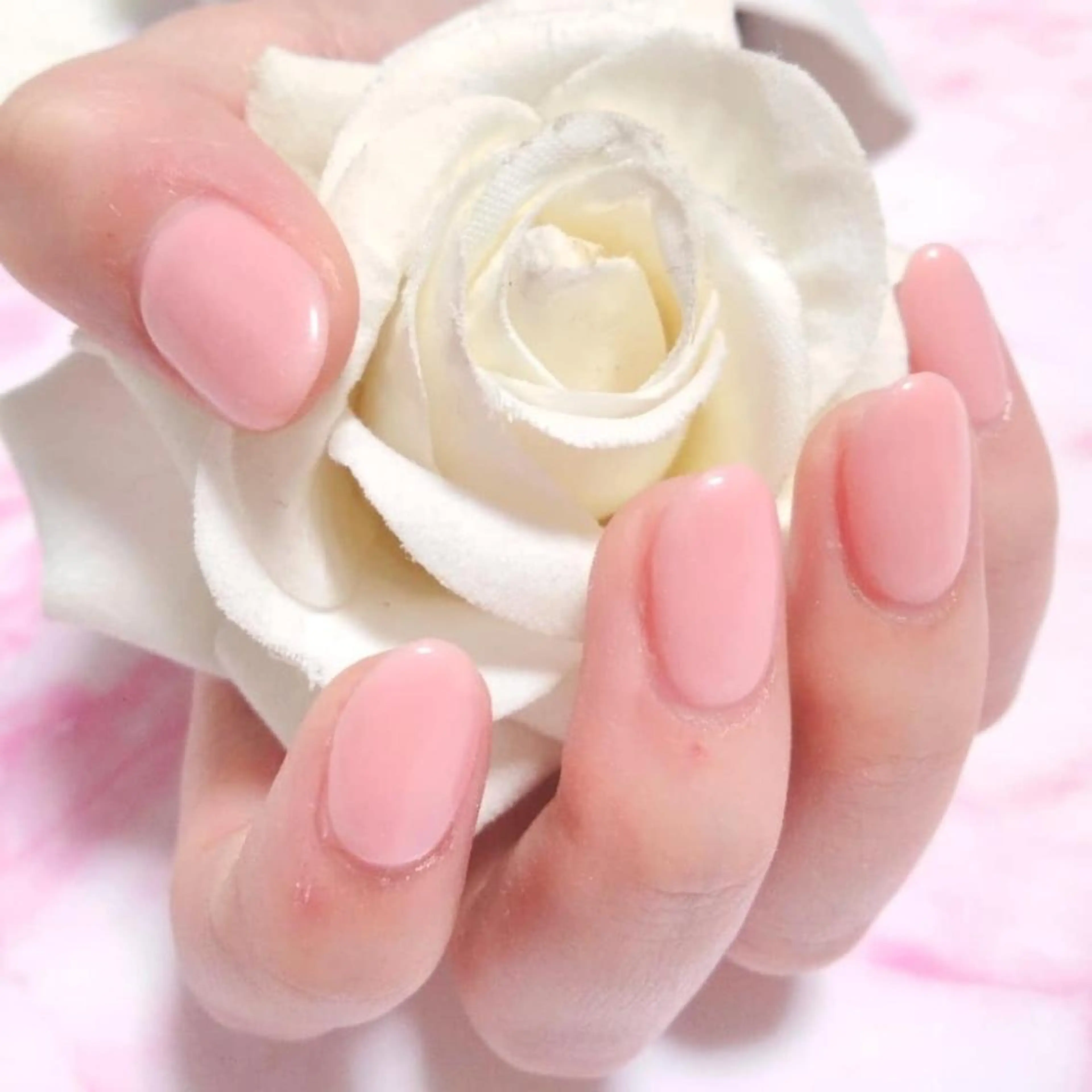 ネイル ハンドネイル ハンドケア エステとネイル ローズコンフォートのネイルデザイン