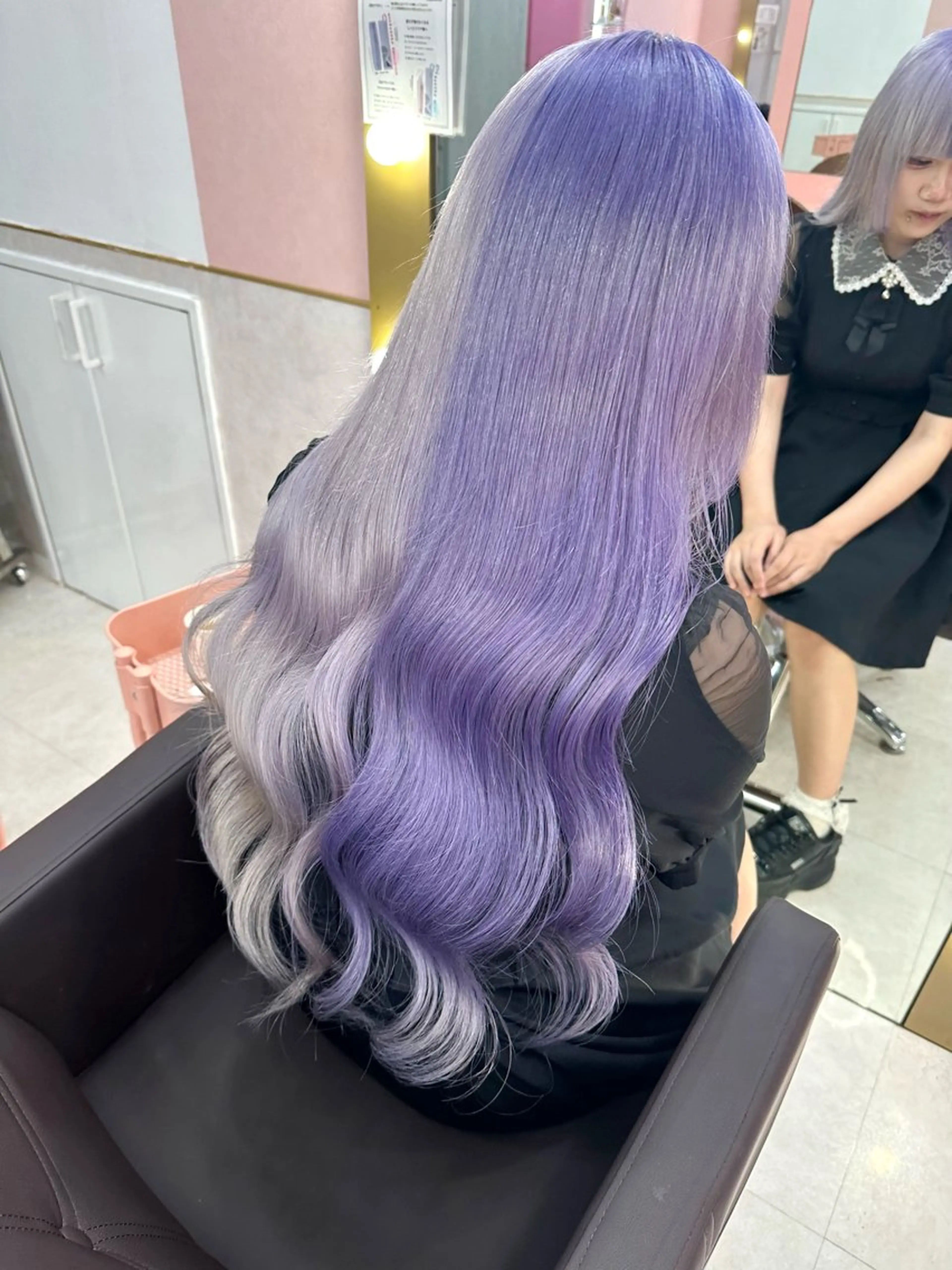 ロング カラー ブリーチ✖️レイヤー MANATO🎨🌈のヘアスタイル