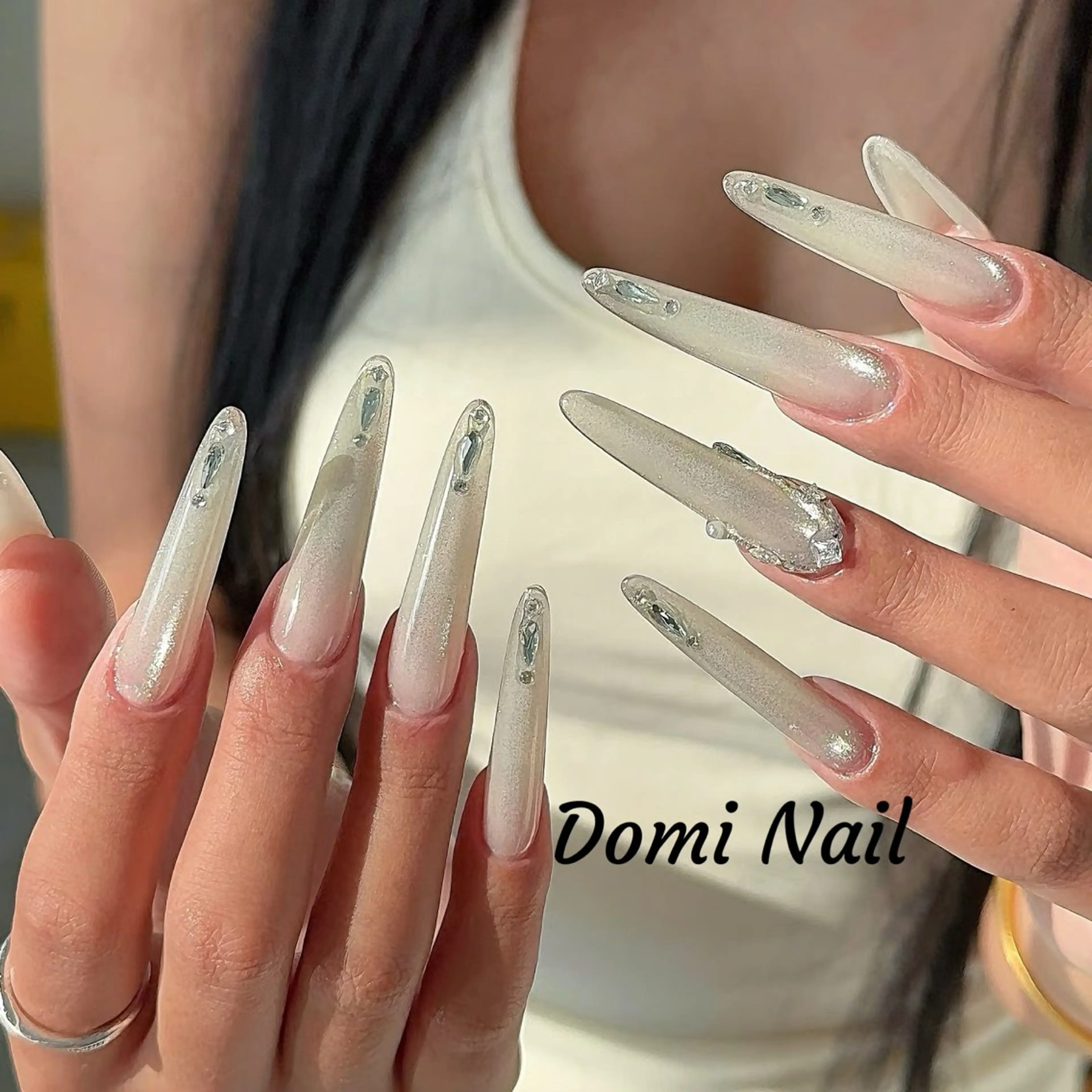 ネイル ロングネイル 持ち込み ネイルチップ ハンドネイル Domi Nail Salonのネイルデザイン