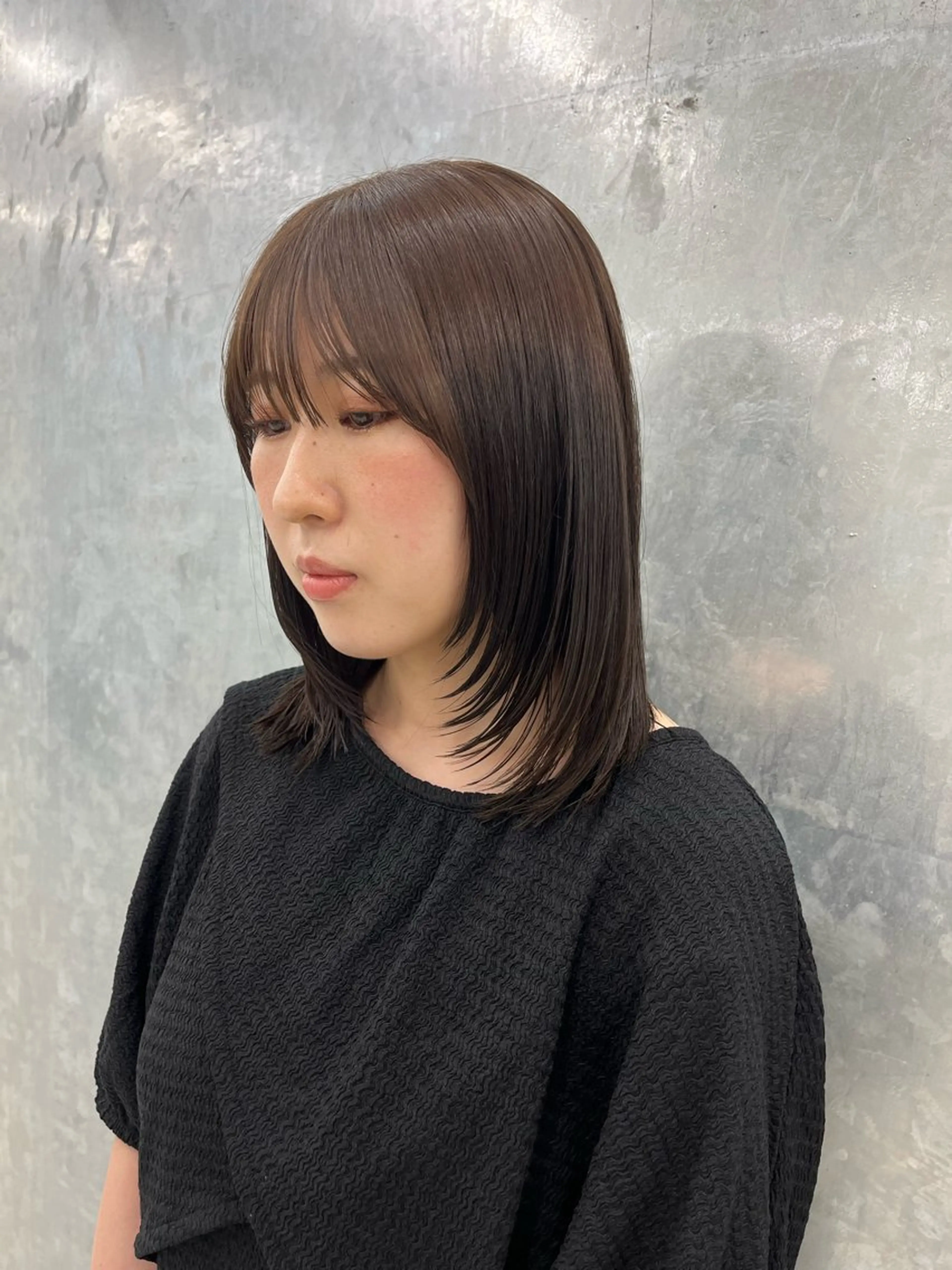 ミディアム アッシュ アッシュブラウン レイヤーカット 神作 汐里　江古田 /透明感カラー🌿のヘアスタイル