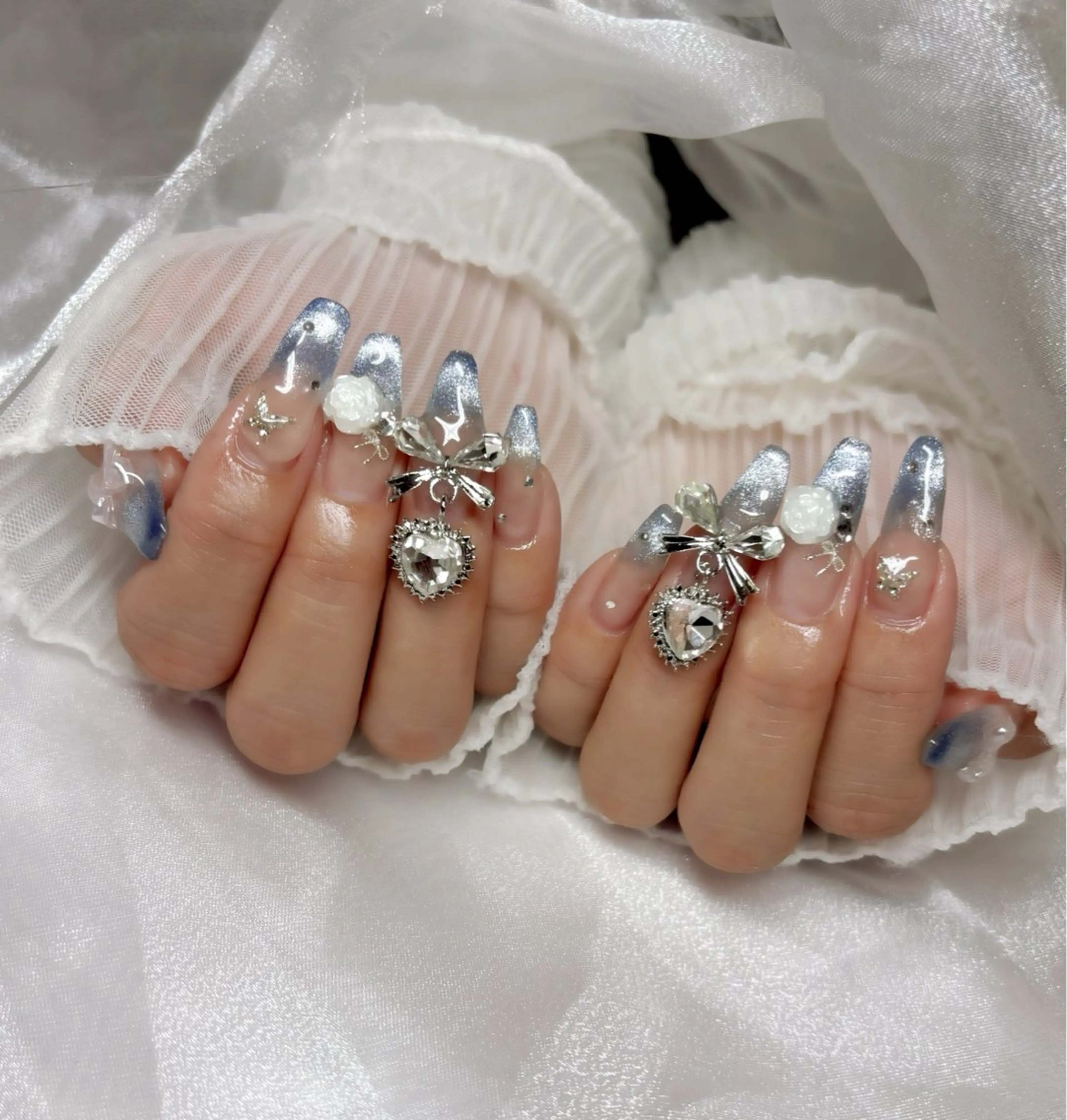 ネイル 水色 ハンドネイル Nail Salon macherieのネイルデザイン