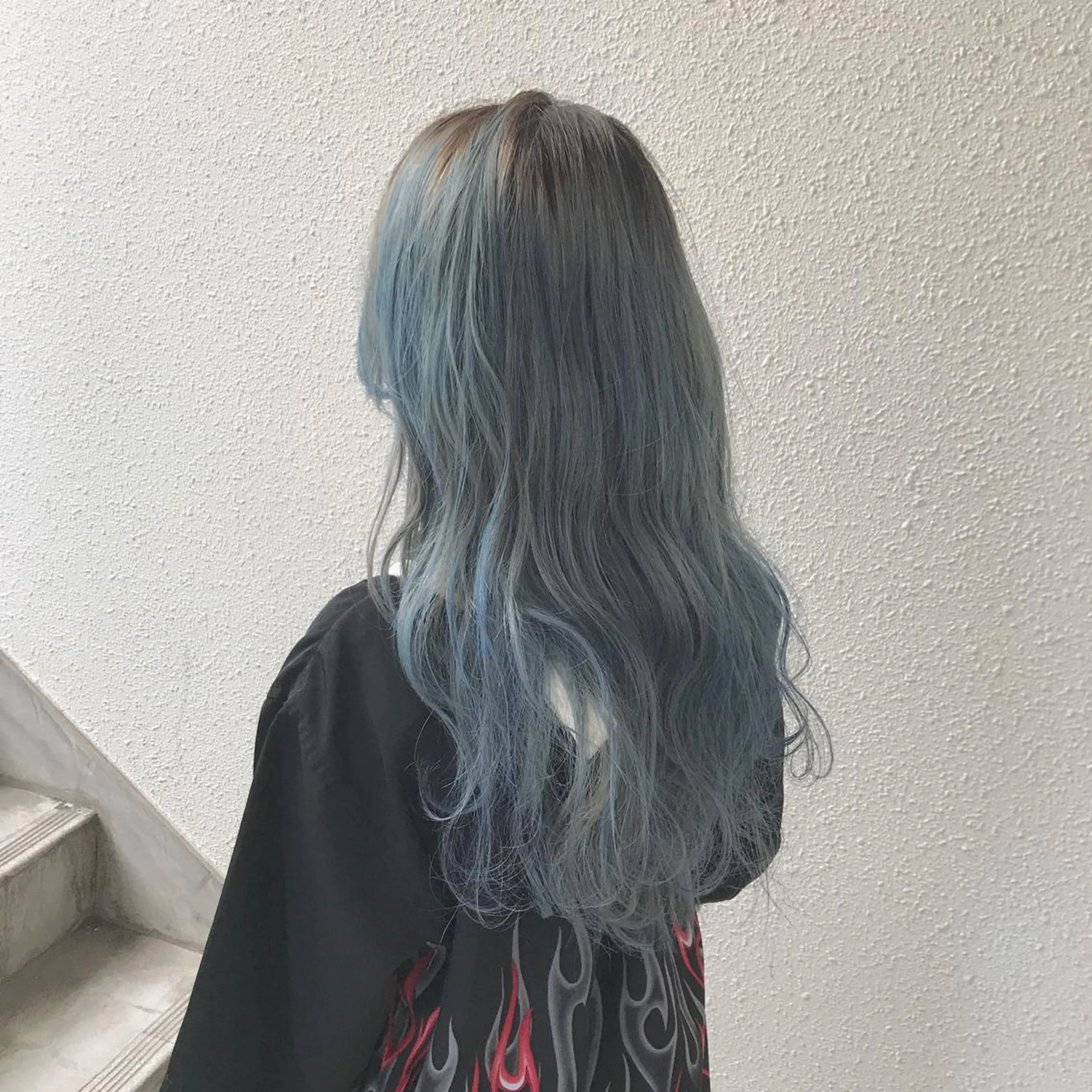 ロング カラー ブルーカラー インナーカラー/天神 ブリーチ/吉田のヘアスタイル