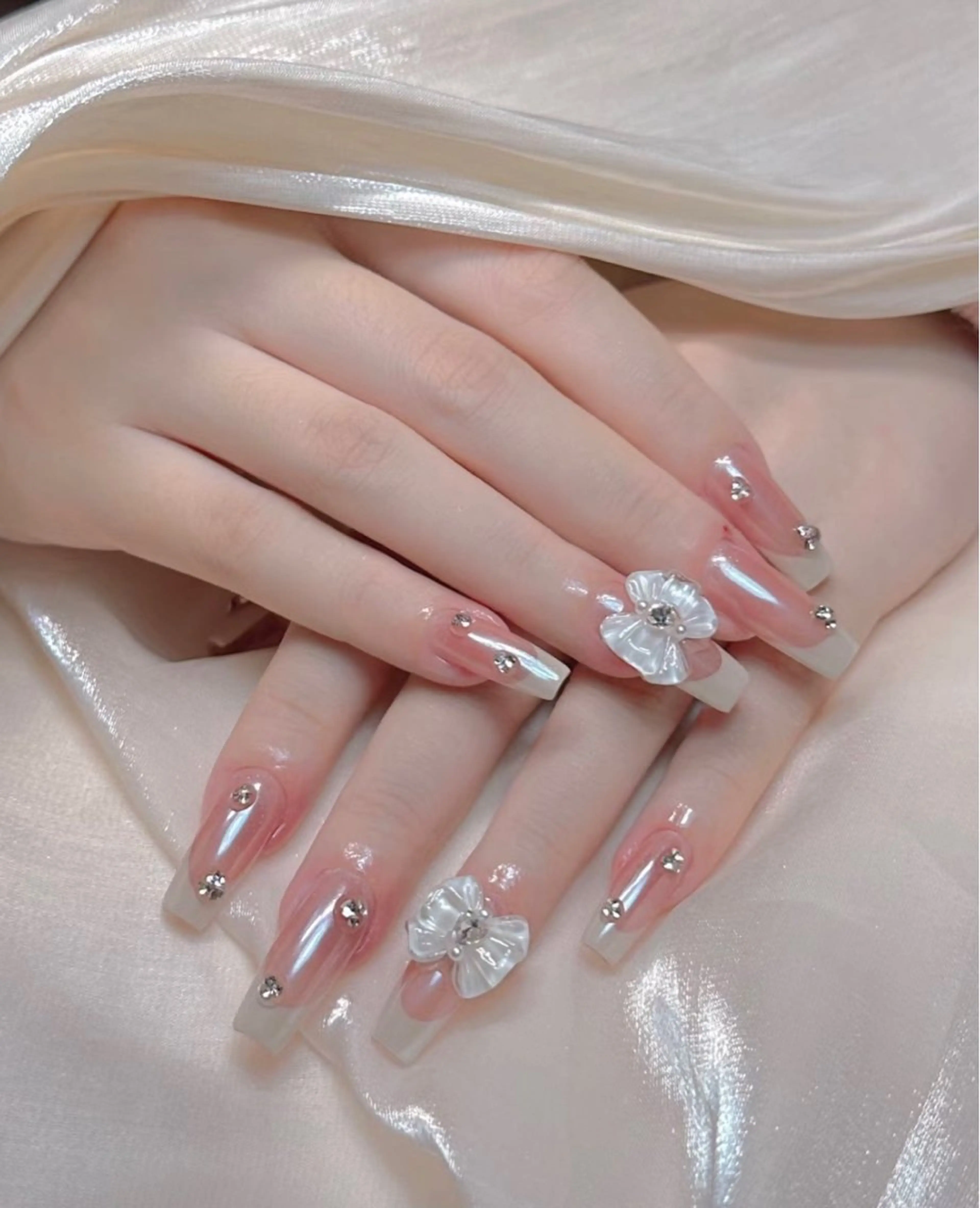 ネイル ハンドネイル D-BEAUTY Nailsalonのネイルデザイン