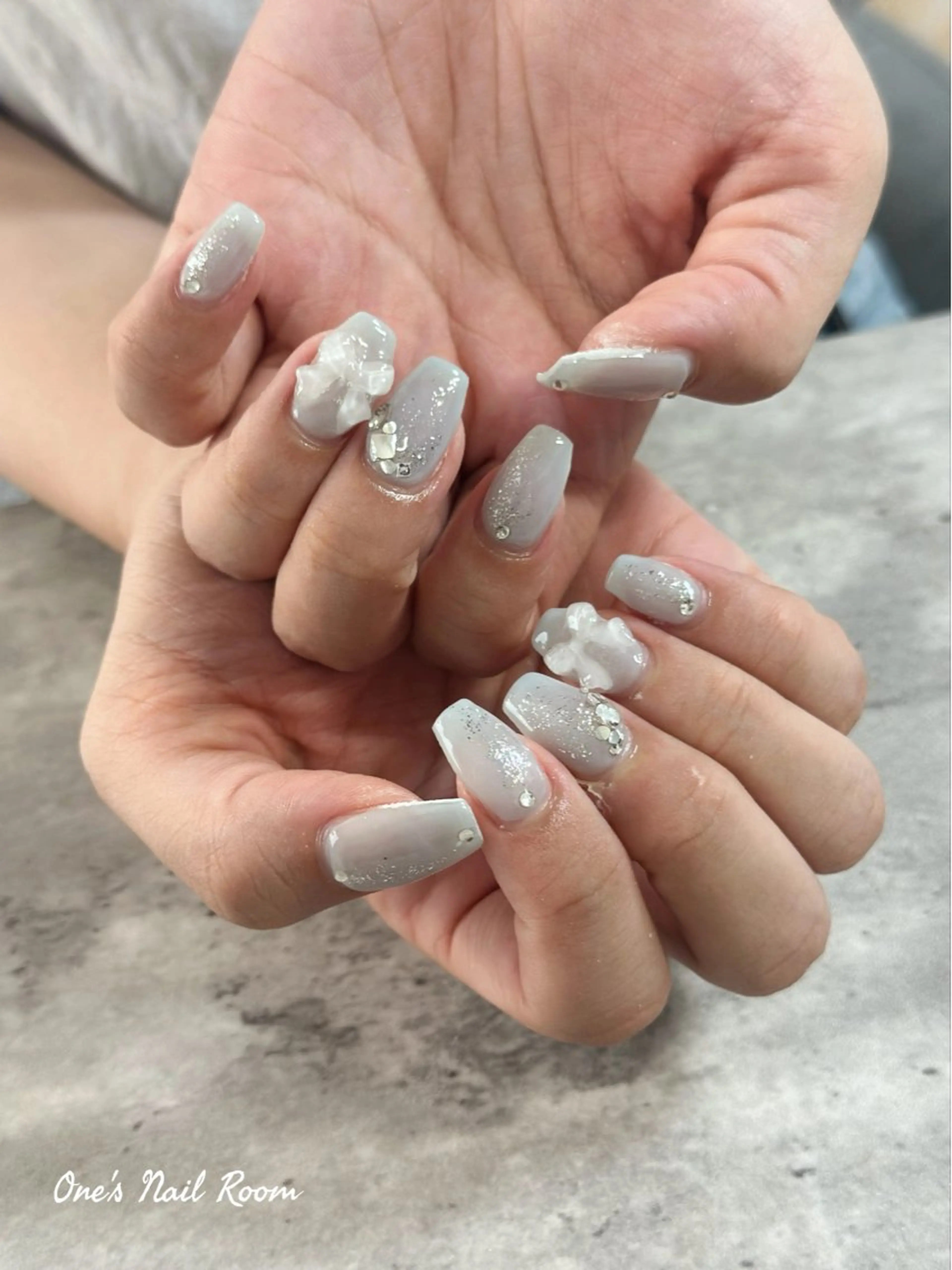 ネイル ハンドネイル One's Nail Roomのネイルデザイン