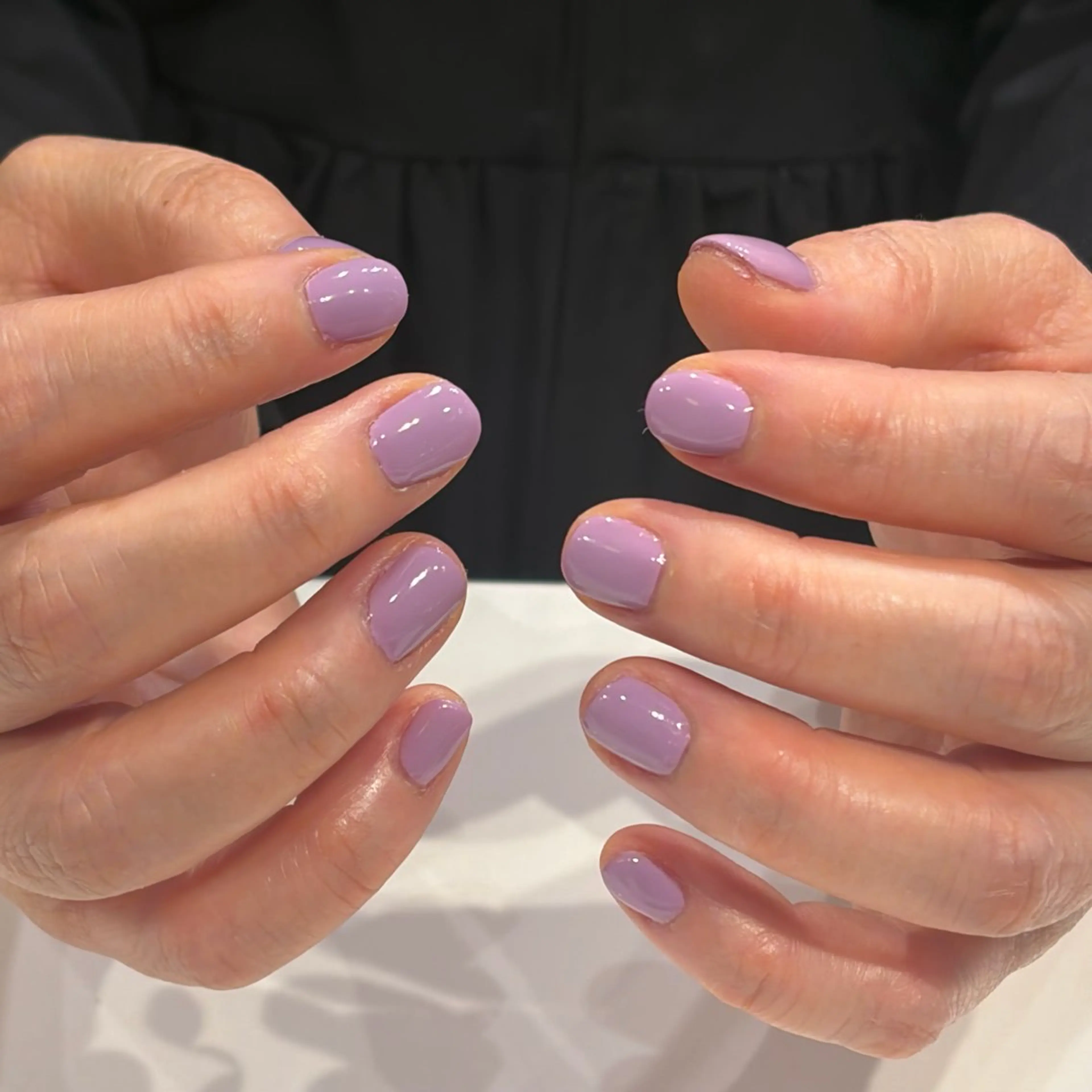 ネイル ワンカラーネイル SHELL NAIL ホノカ🤍のネイルデザイン