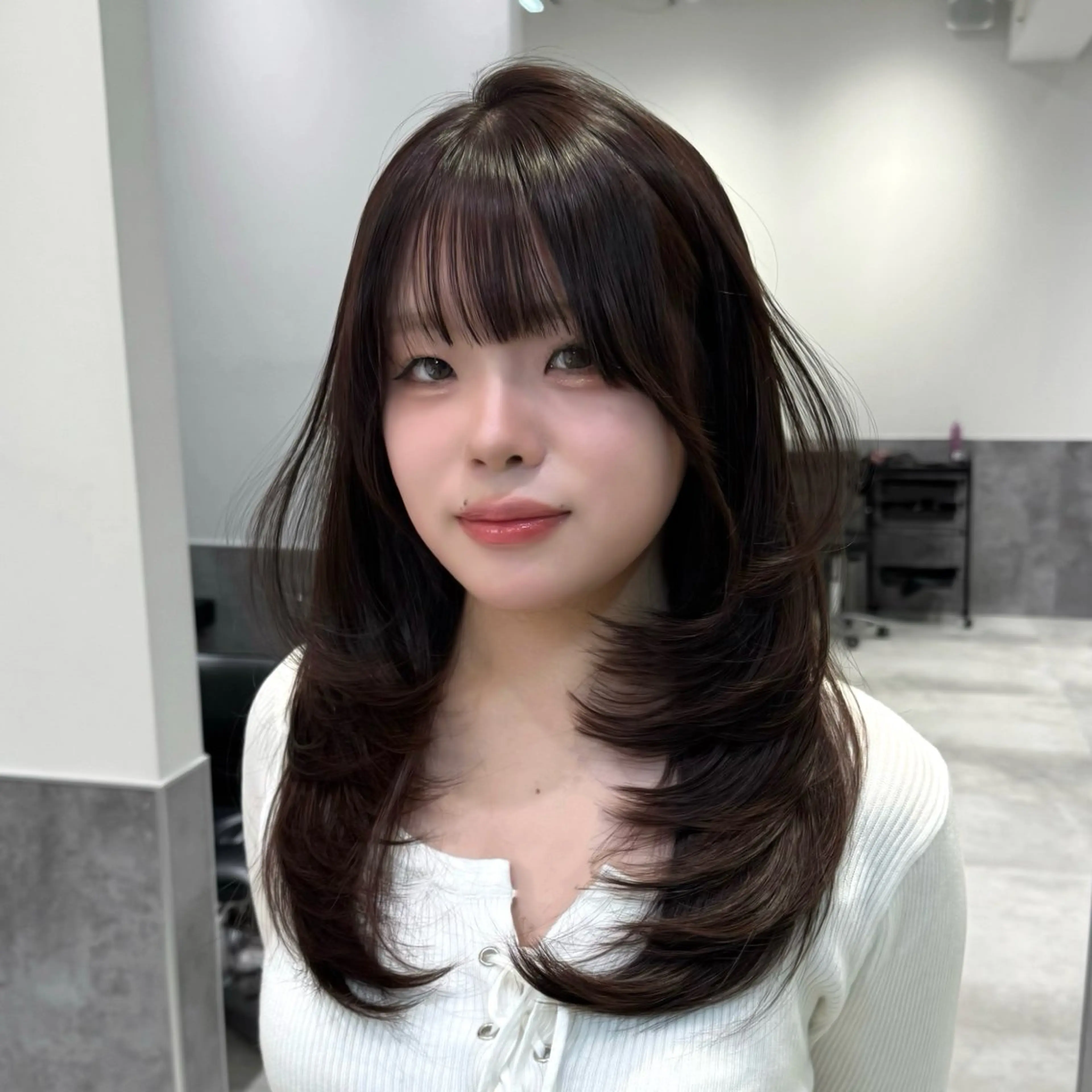 ロング カラー 透明感カラー グレージュ 顔周りカット レイヤーカット カット ヘアカラー トリートメント GO TODAY 原宿Verno店所属・韓国系支持率No.1 レイヤー特化/きょうのヘアスタイル
