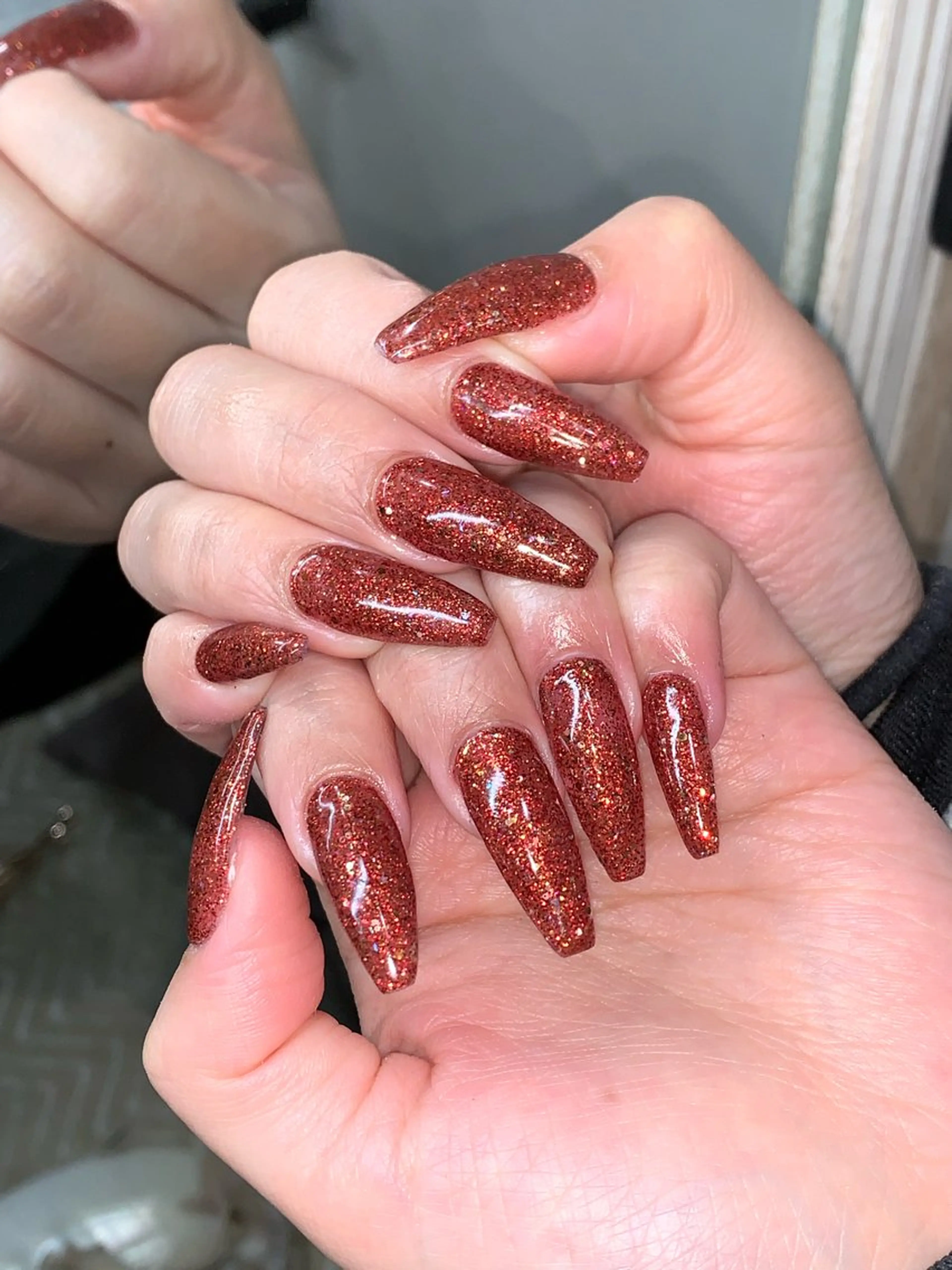 ネイル ハンドネイル さゆり￤推しキャラ ￤ロングネイル🩷のネイルデザイン