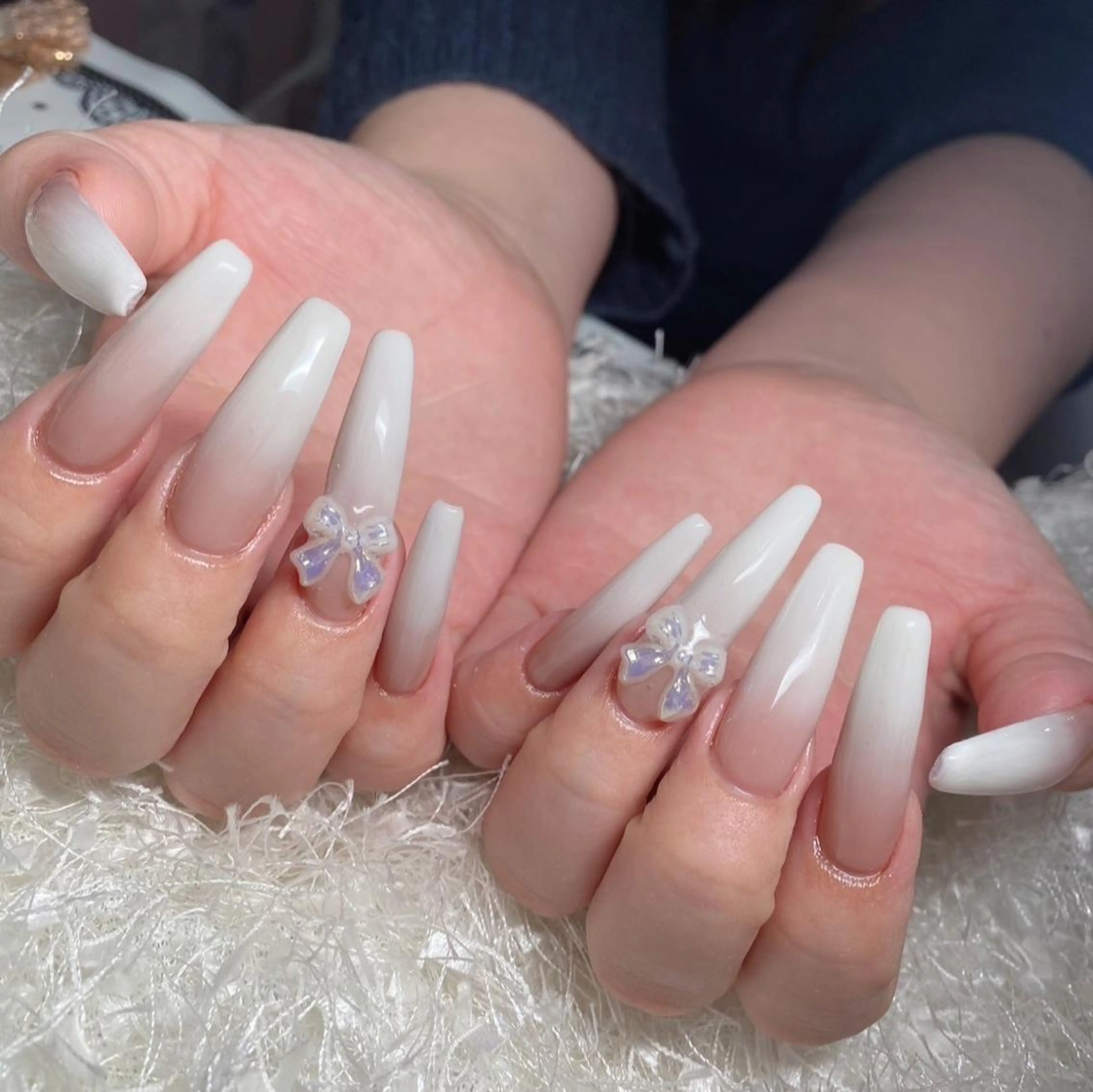 ネイル 長さ出し フレンチネイル ジェルネイル グラデーション 韓国ネイル ハンドネイル Nail&eye Belire 新宿のネイルデザイン