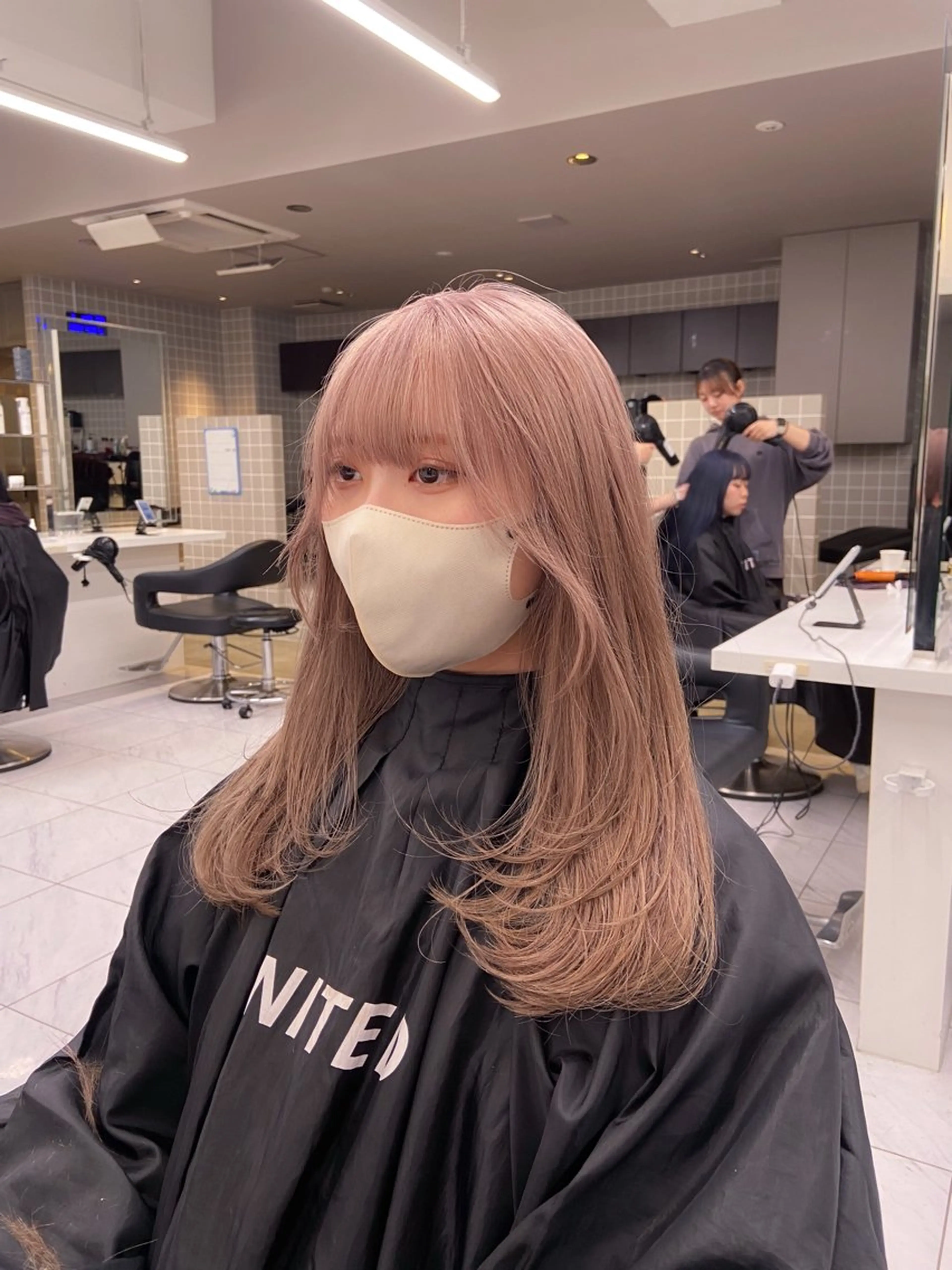 セミロング カラー ヘアアレンジ Over hair_ misakiのヘアスタイル