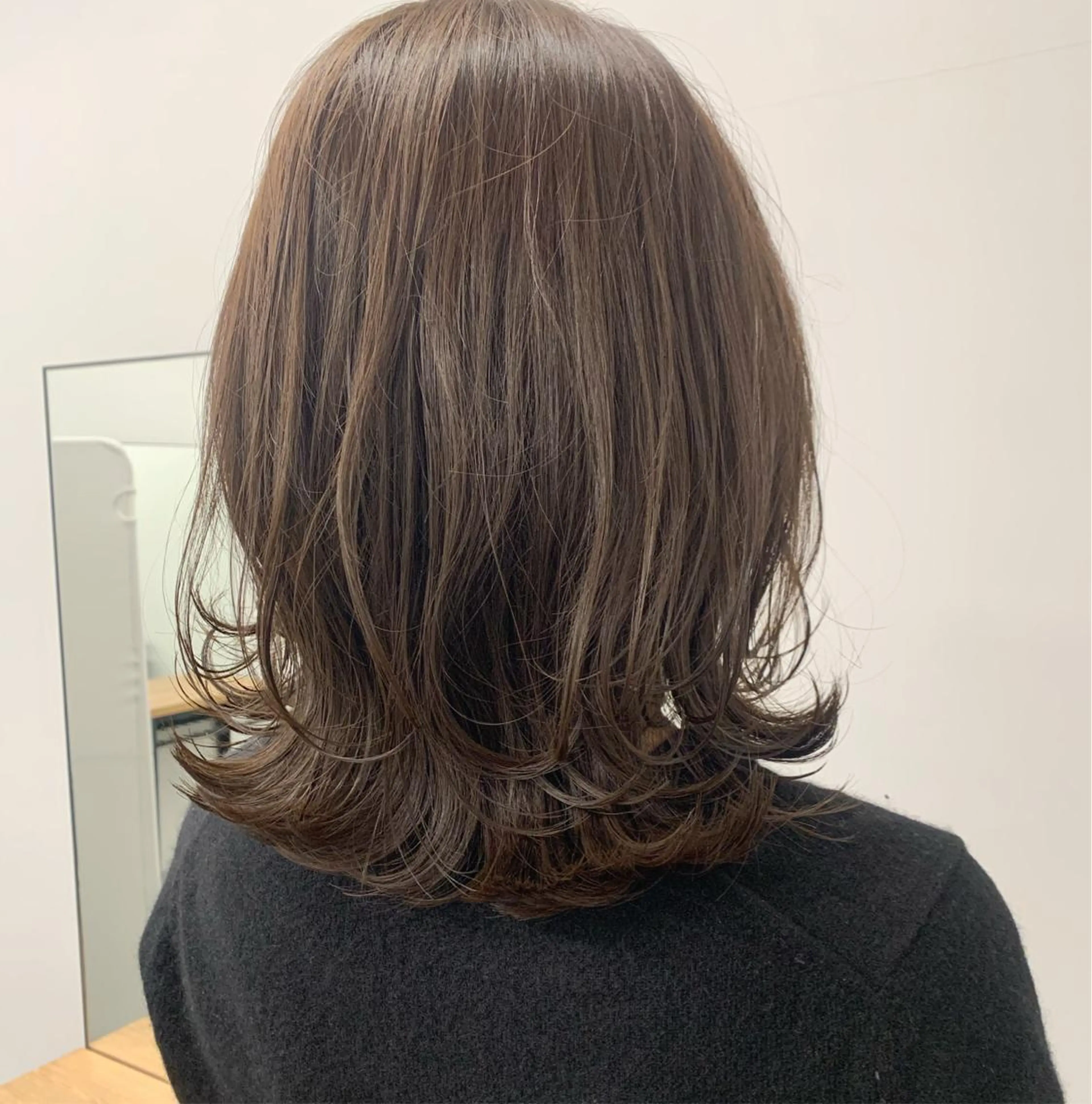 ミディアム カラー 透明感/オリーブ/ グレージュ/YUKAのヘアスタイル