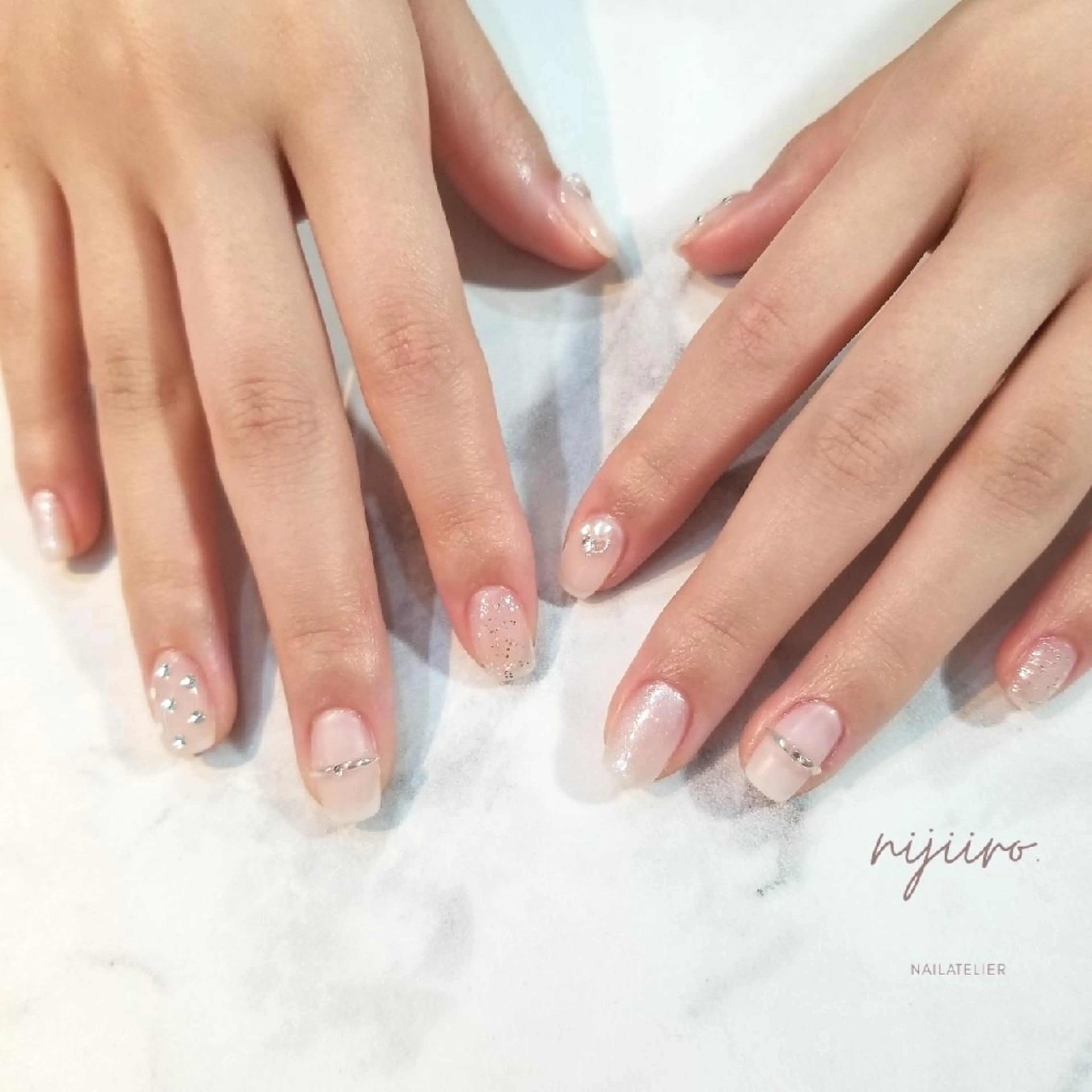 ネイル ハンドネイル nijiiro🌈 サトウのネイルデザイン