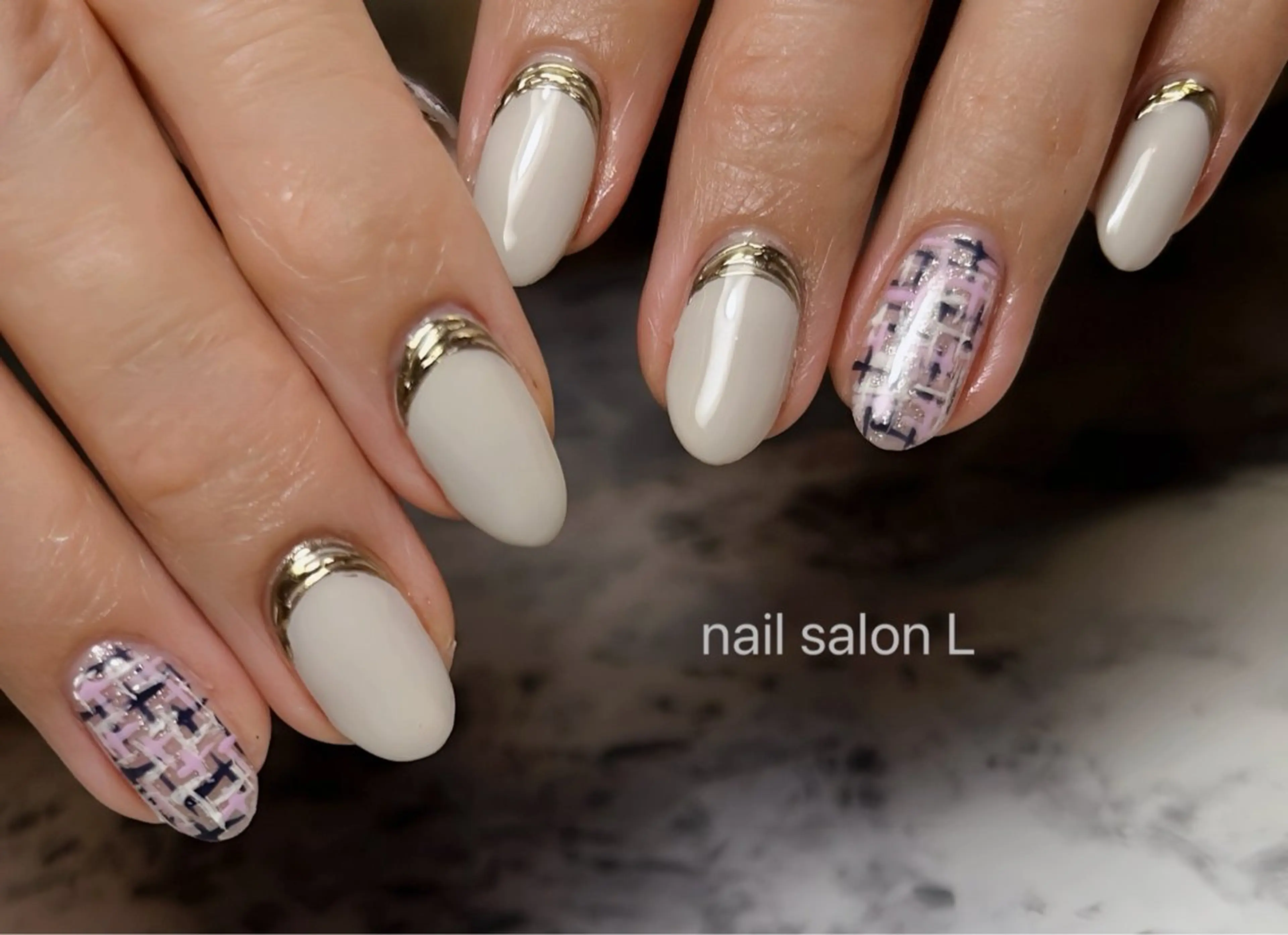 ネイル ツイードネイル ハンドネイル 吉川市 ネイルサロンLのネイルデザイン