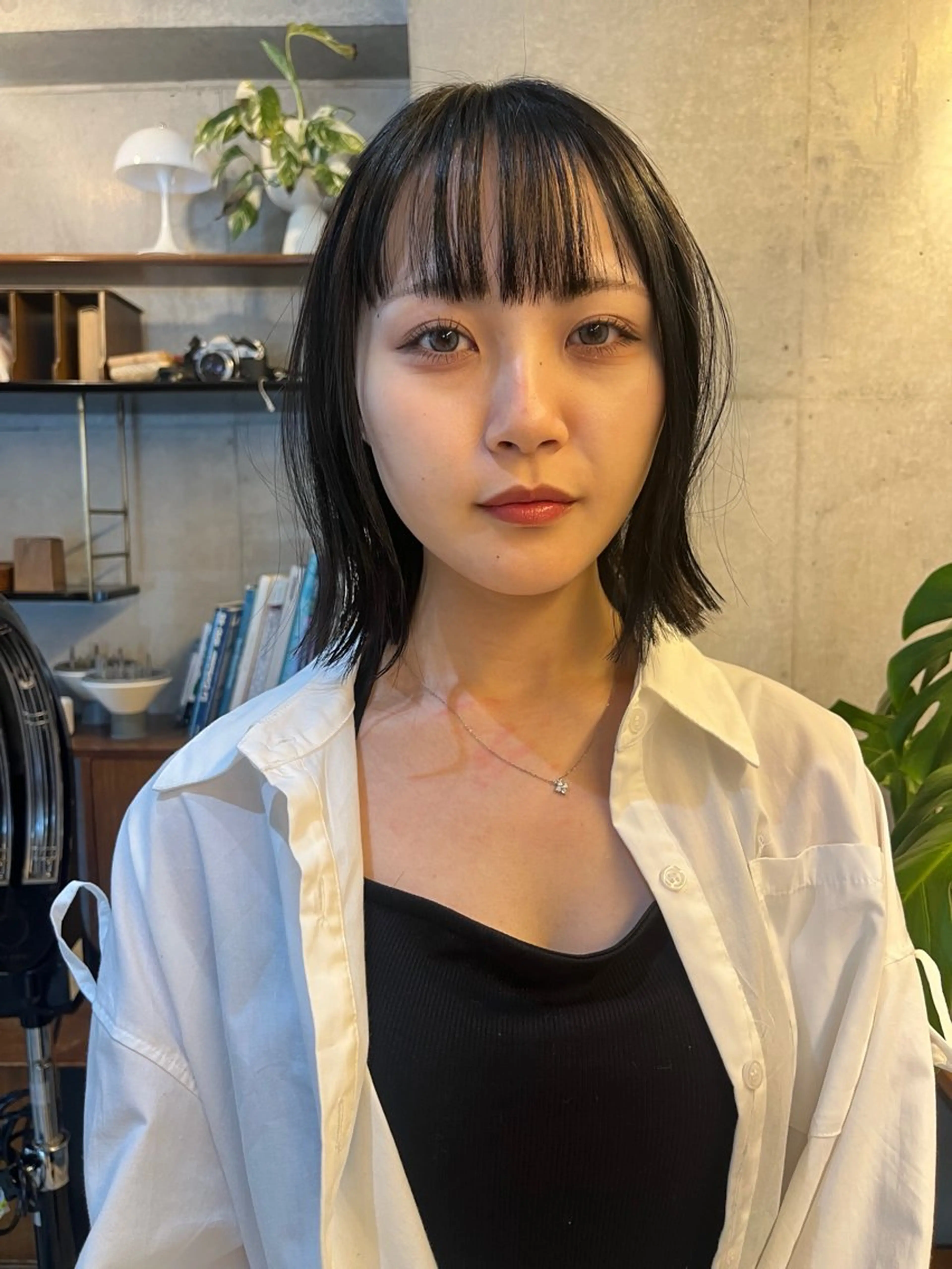 ショート ボブレイヤー パープルカラー ボブ レイヤーカット レイヤーカット\ウル フ　chinatsuのヘアスタイル