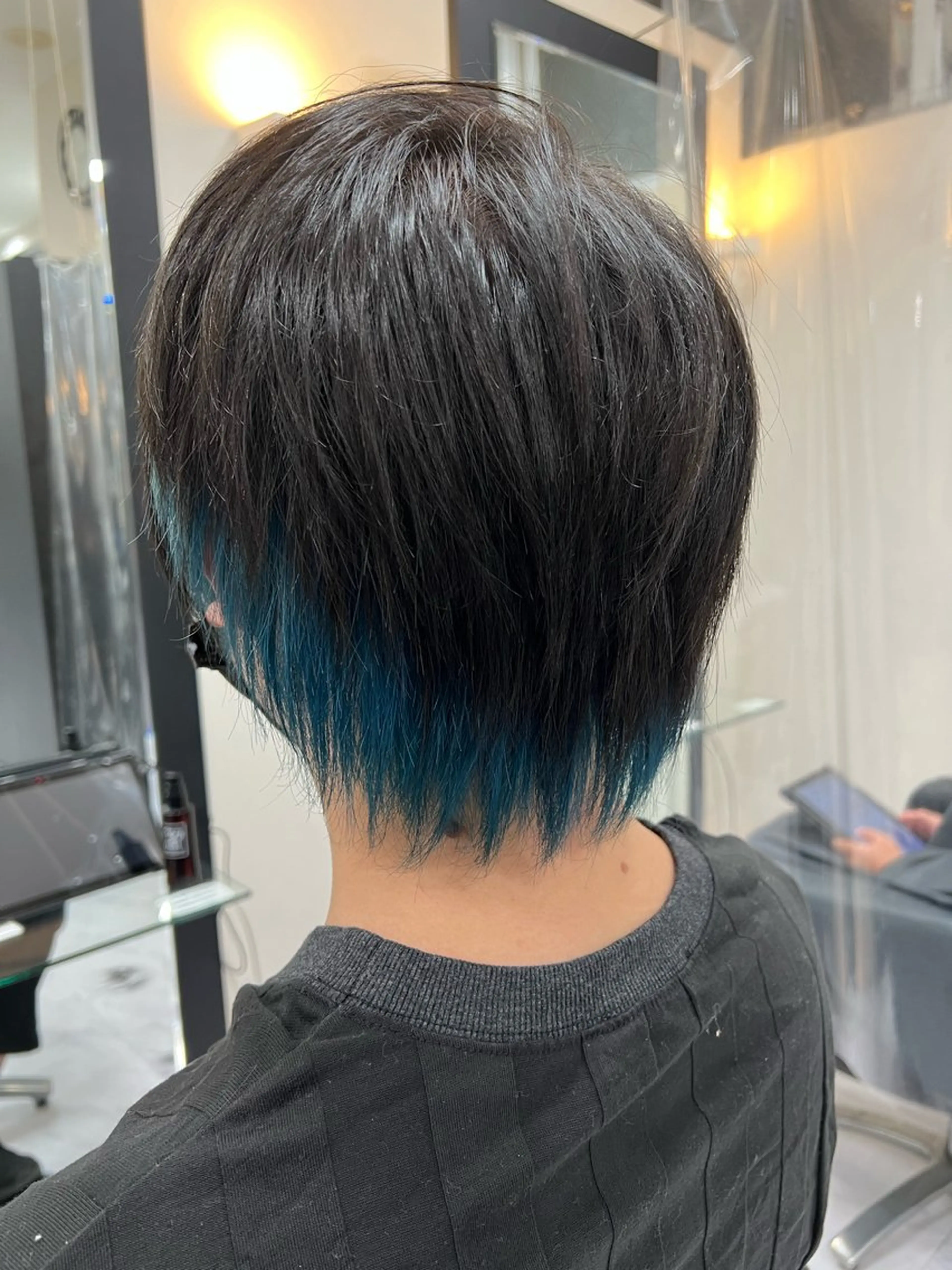 カラー メンズ メンズブリーチ メンズインナーカラー メンズ韓国風 ブリーチ ダブルカラー ヘアカラー トリートメント 目黒 碧人のヘアスタイル