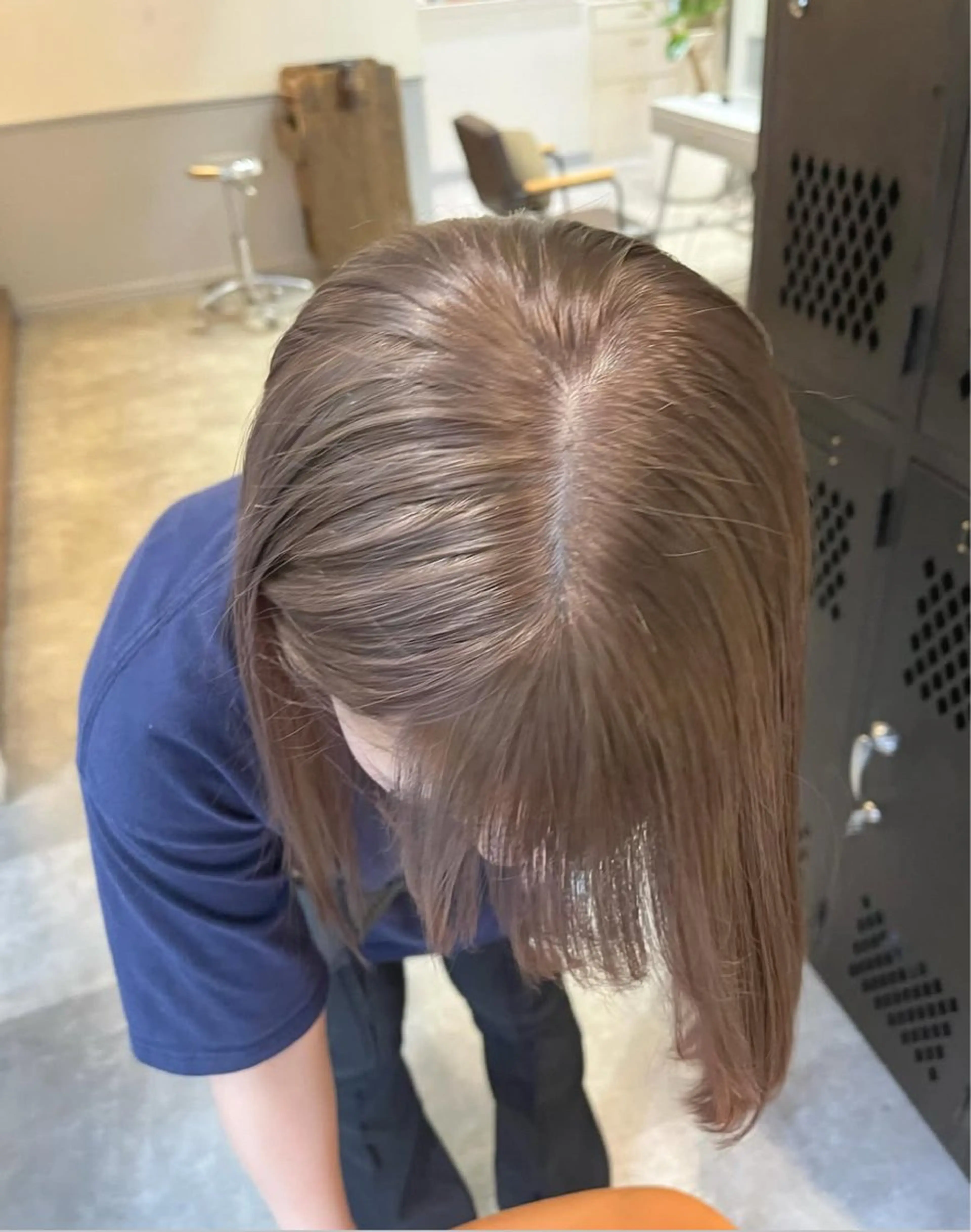 ミディアム siki所属・momo/ ハイトーン/ベージュのヘアスタイル