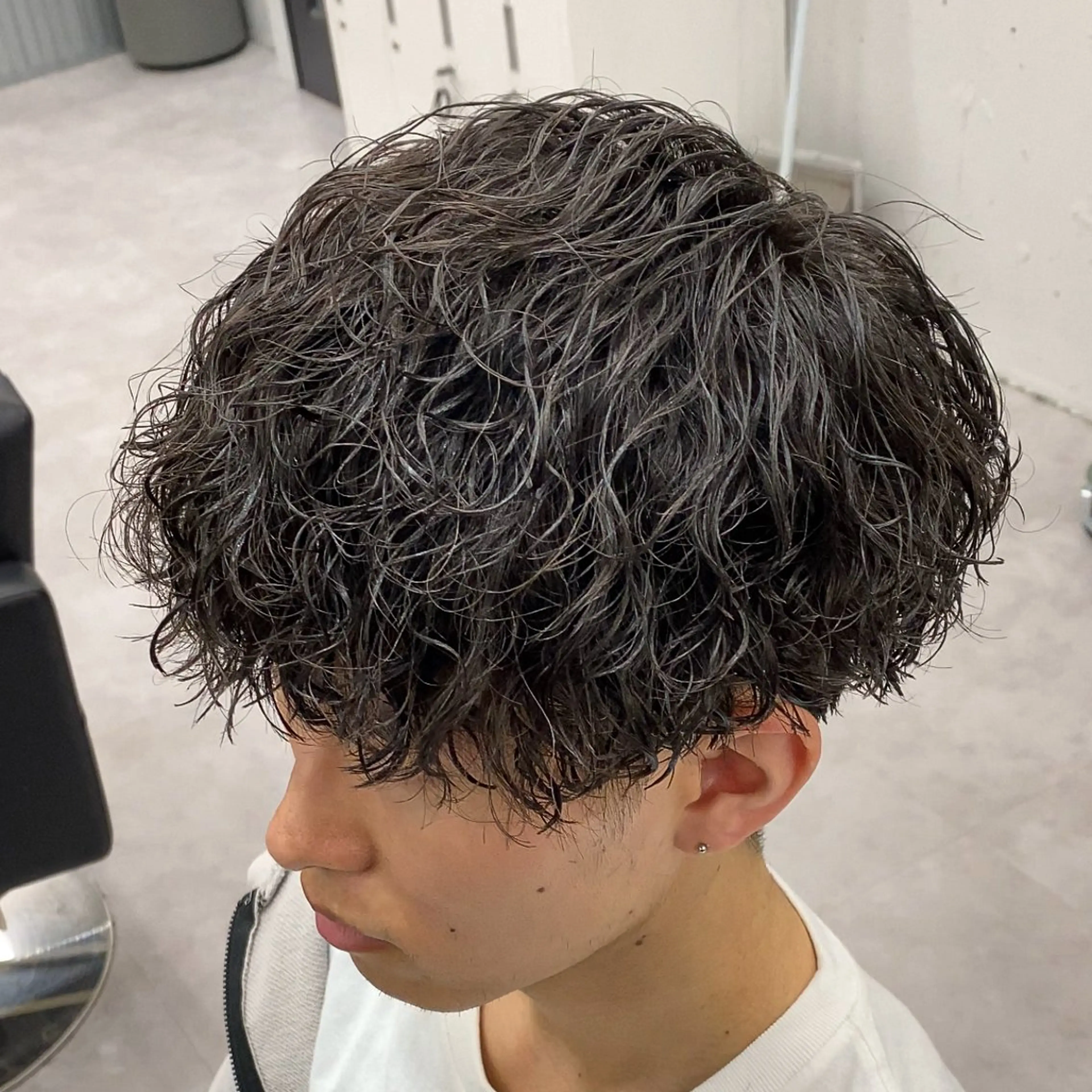 ショート パーマ メンズ メンズ特化LIBER 石川玲央のヘアスタイル