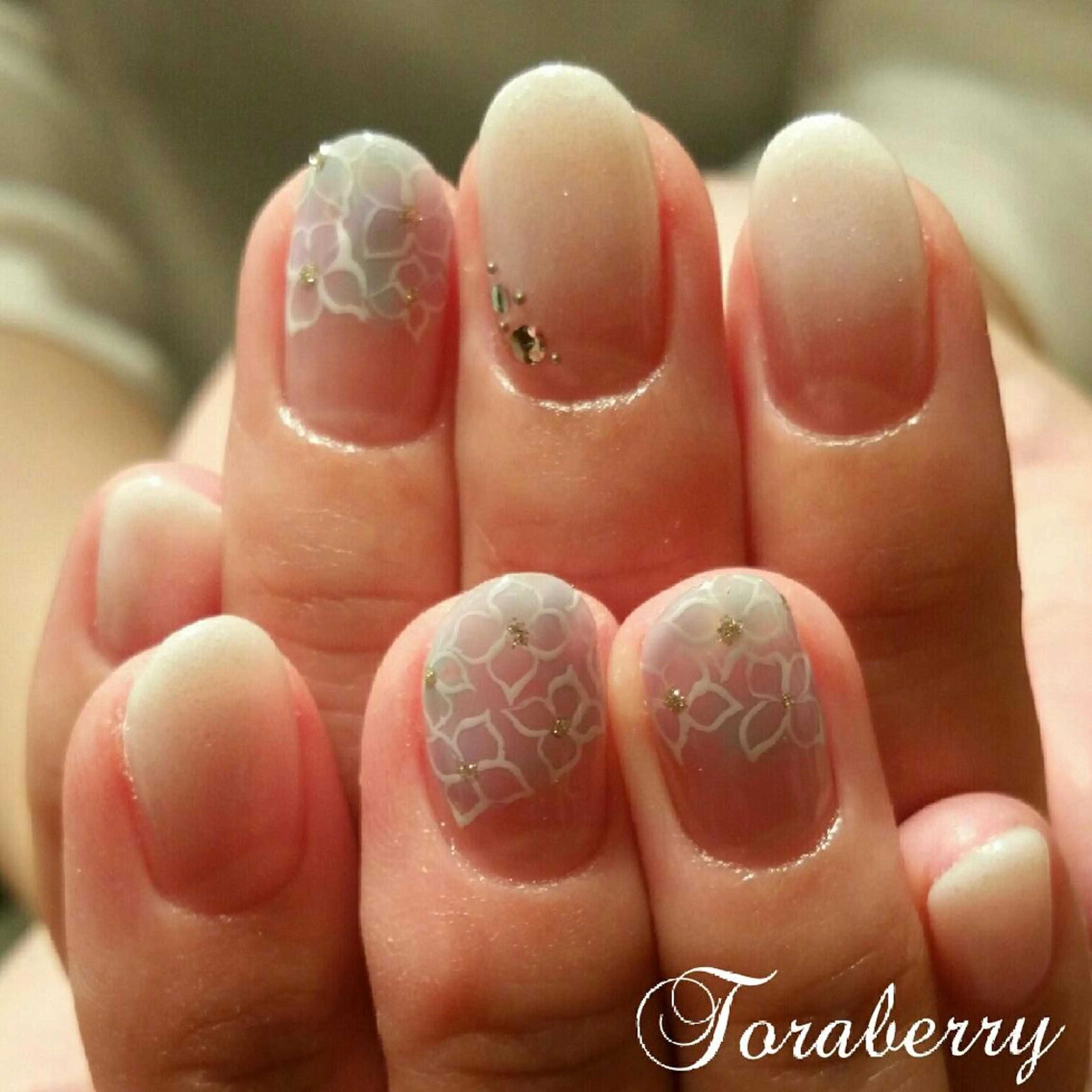 ネイル ネイリスト なつみのネイルデザイン