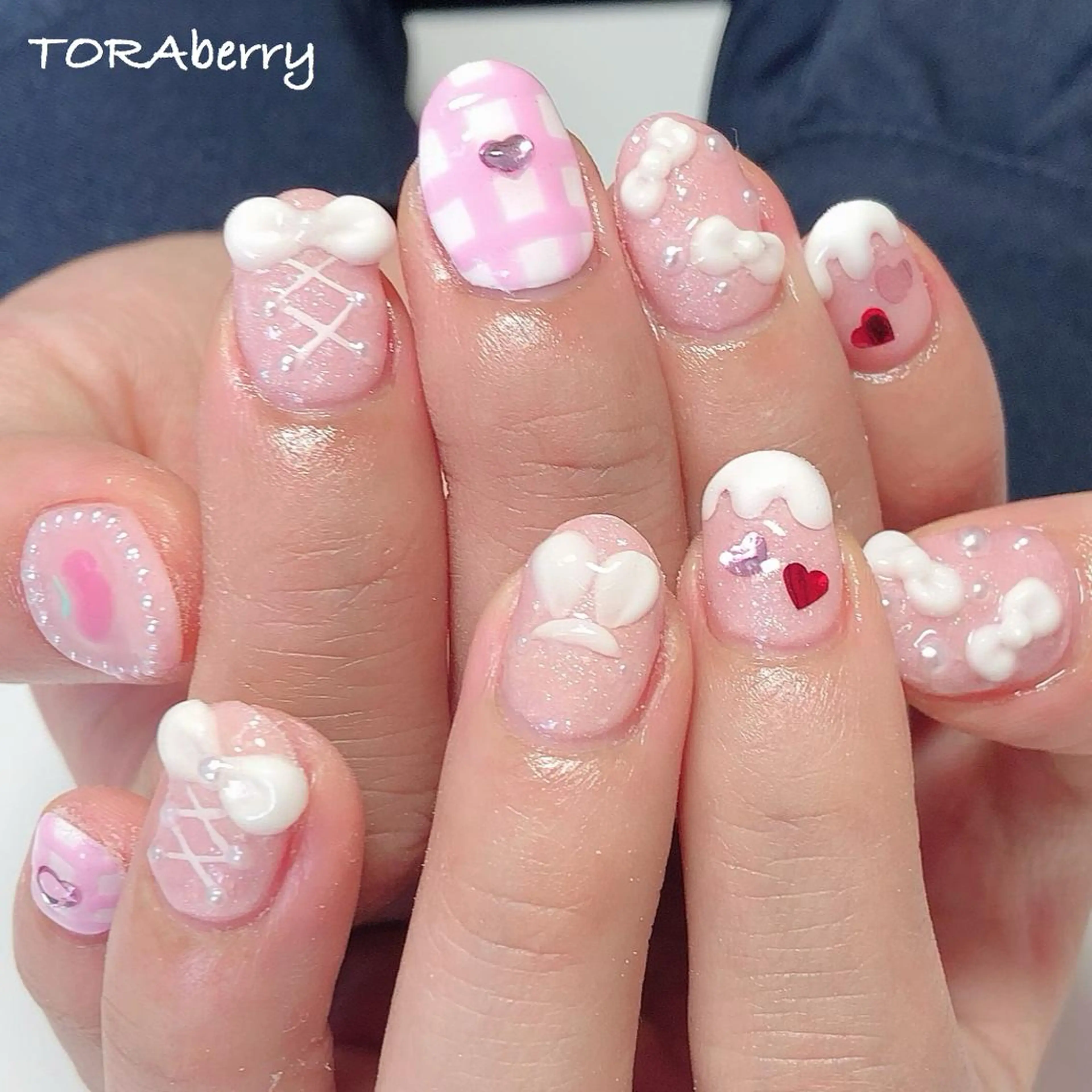 ネイル ハンドネイル ネイリスト なつみのネイルデザイン