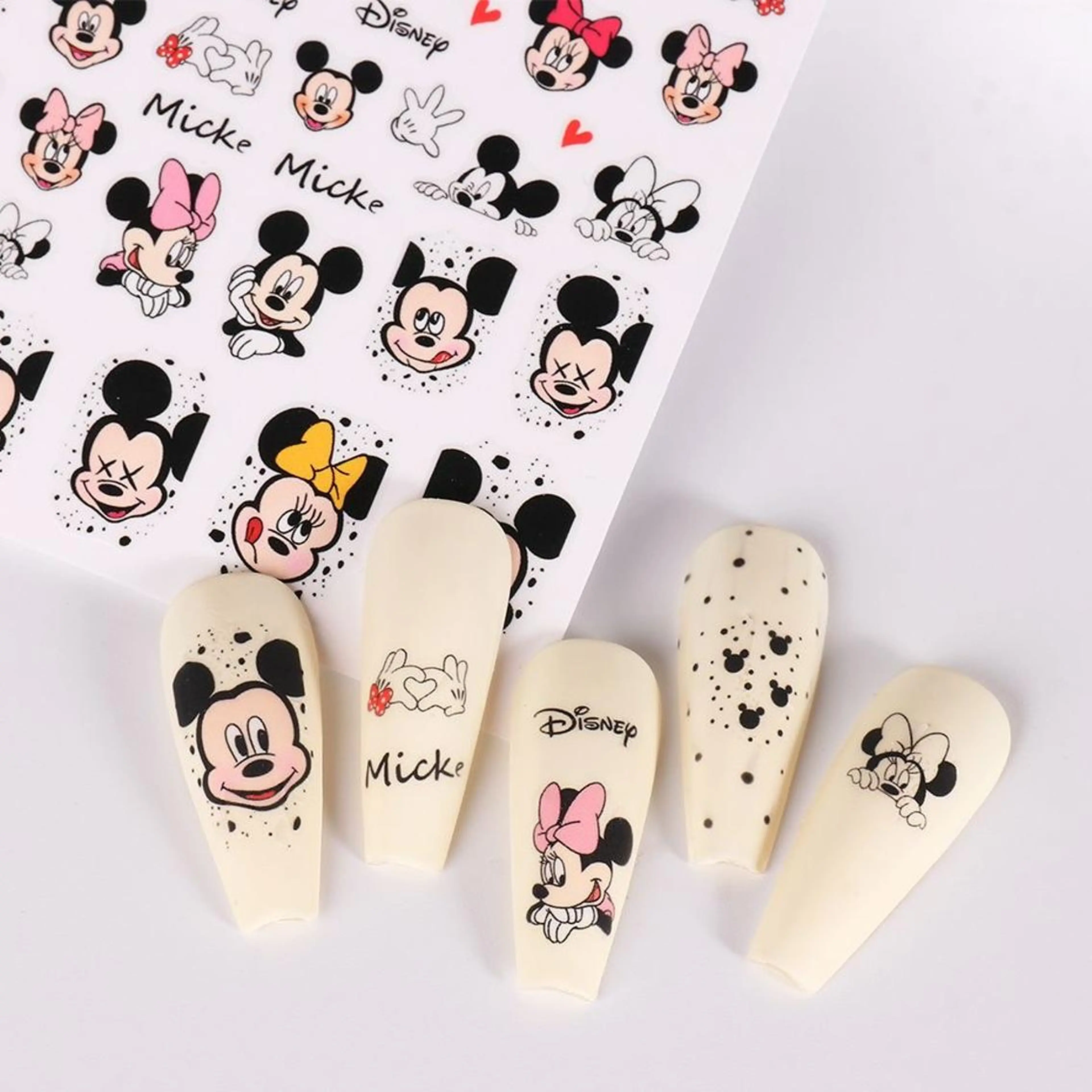 ネイル 畠山 ゆいのネイルデザイン