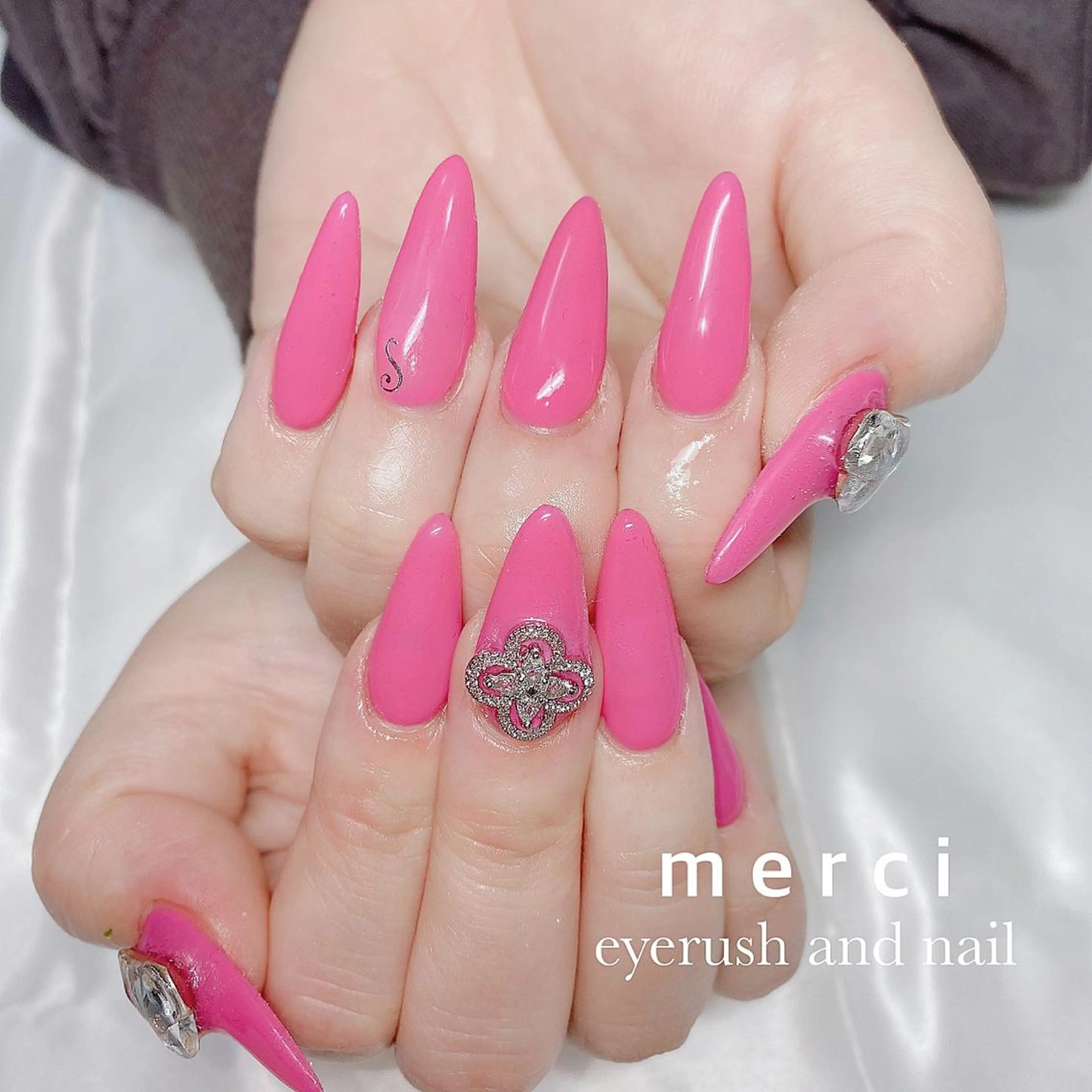 ネイル merci nailのネイルデザイン