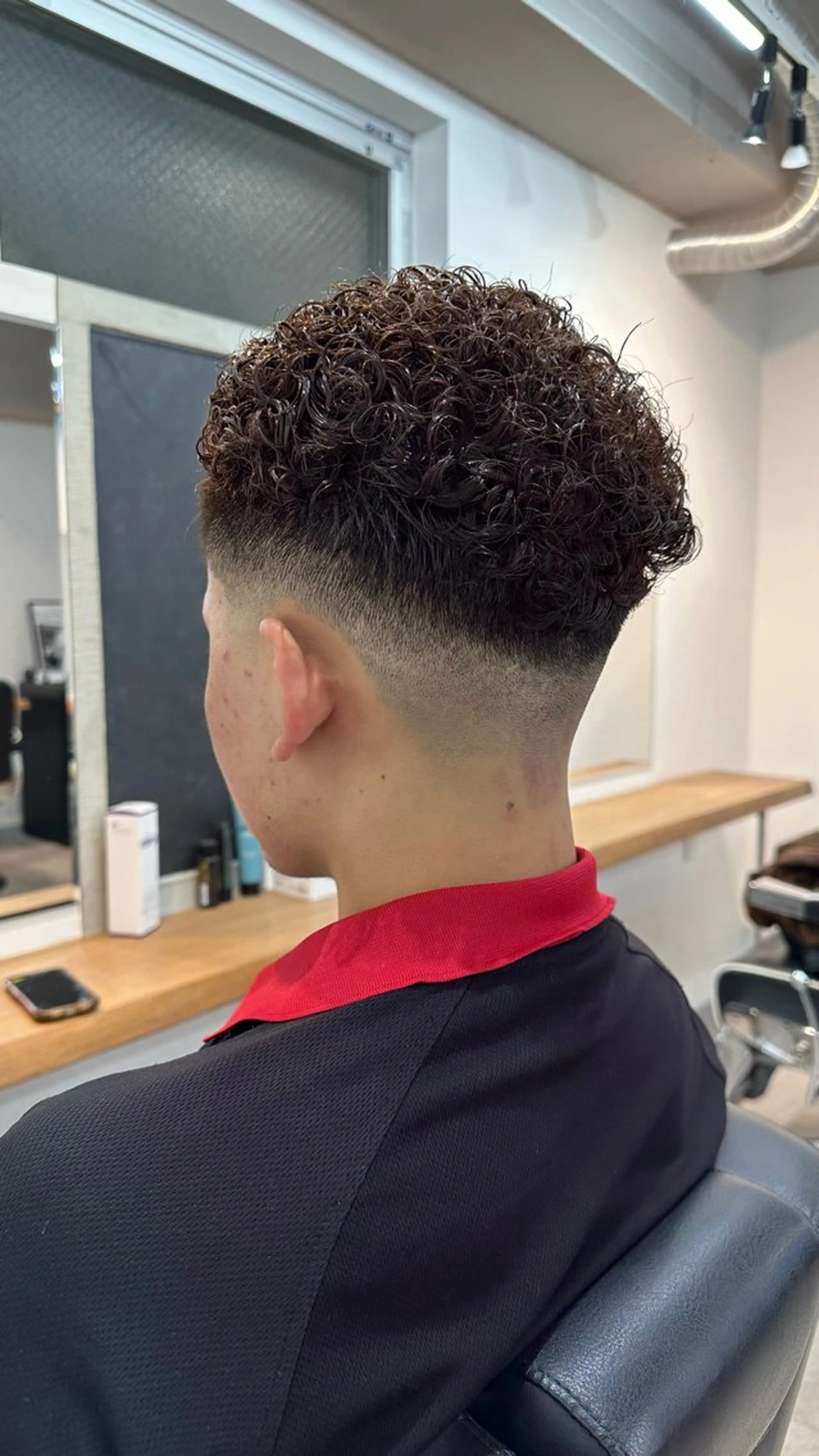 パーマ メンズ 律喜/パーマ /メンズ/フェードのヘアスタイル