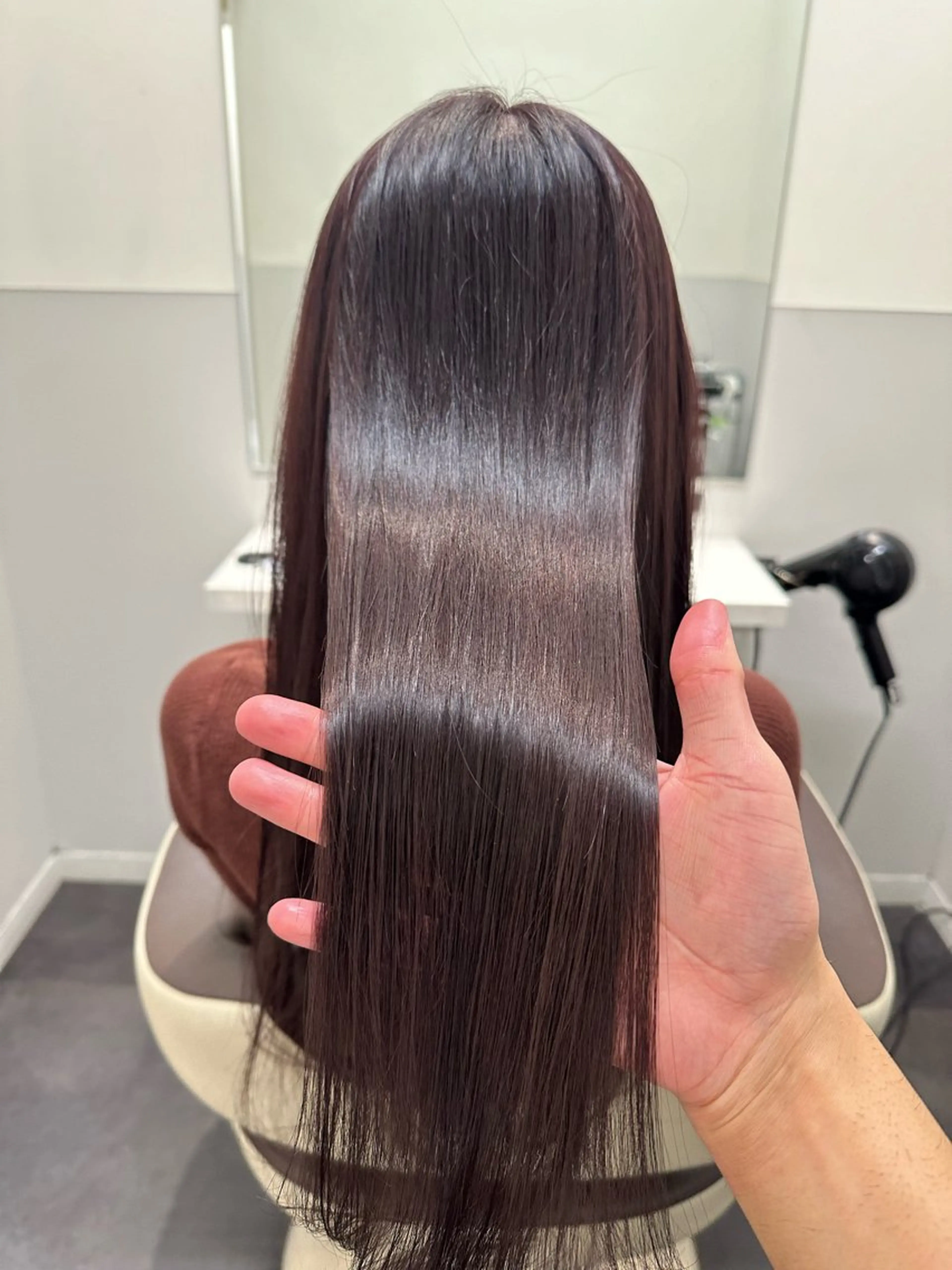 ロング カラー ブリーチ 透明感カラー ブリーチなしカラー バイオレットカラー トリートメント カット ヘアカラー トリートメント 【美髪矯正 /髪質改善】RINのヘアスタイル