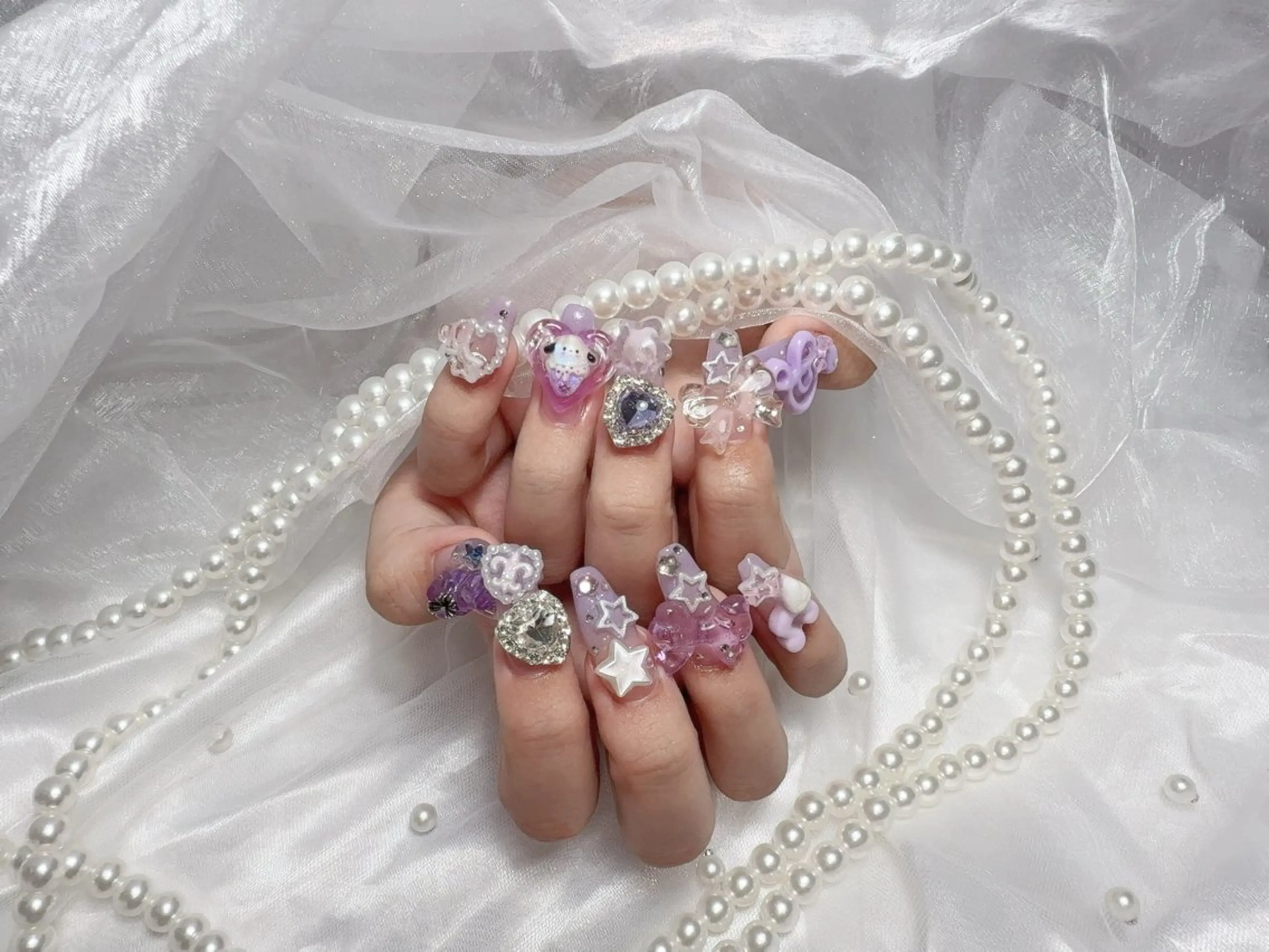 ネイル 【emu道頓堀】 HONOKAのネイルデザイン