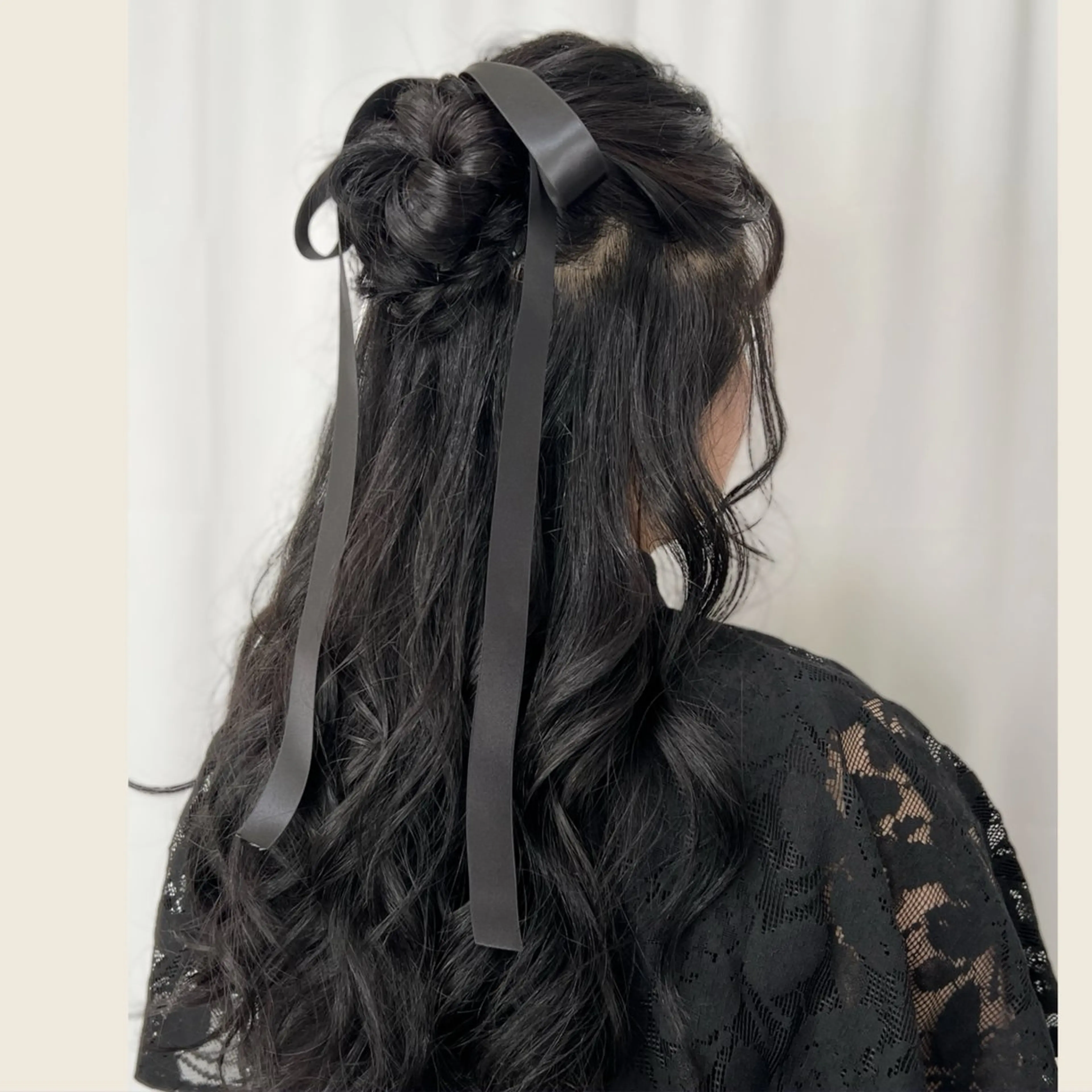ヘアアレンジ ハーフアップ お団子ヘア ヘアセット リクエスト受付中🪞 CHATEAUのヘアスタイル