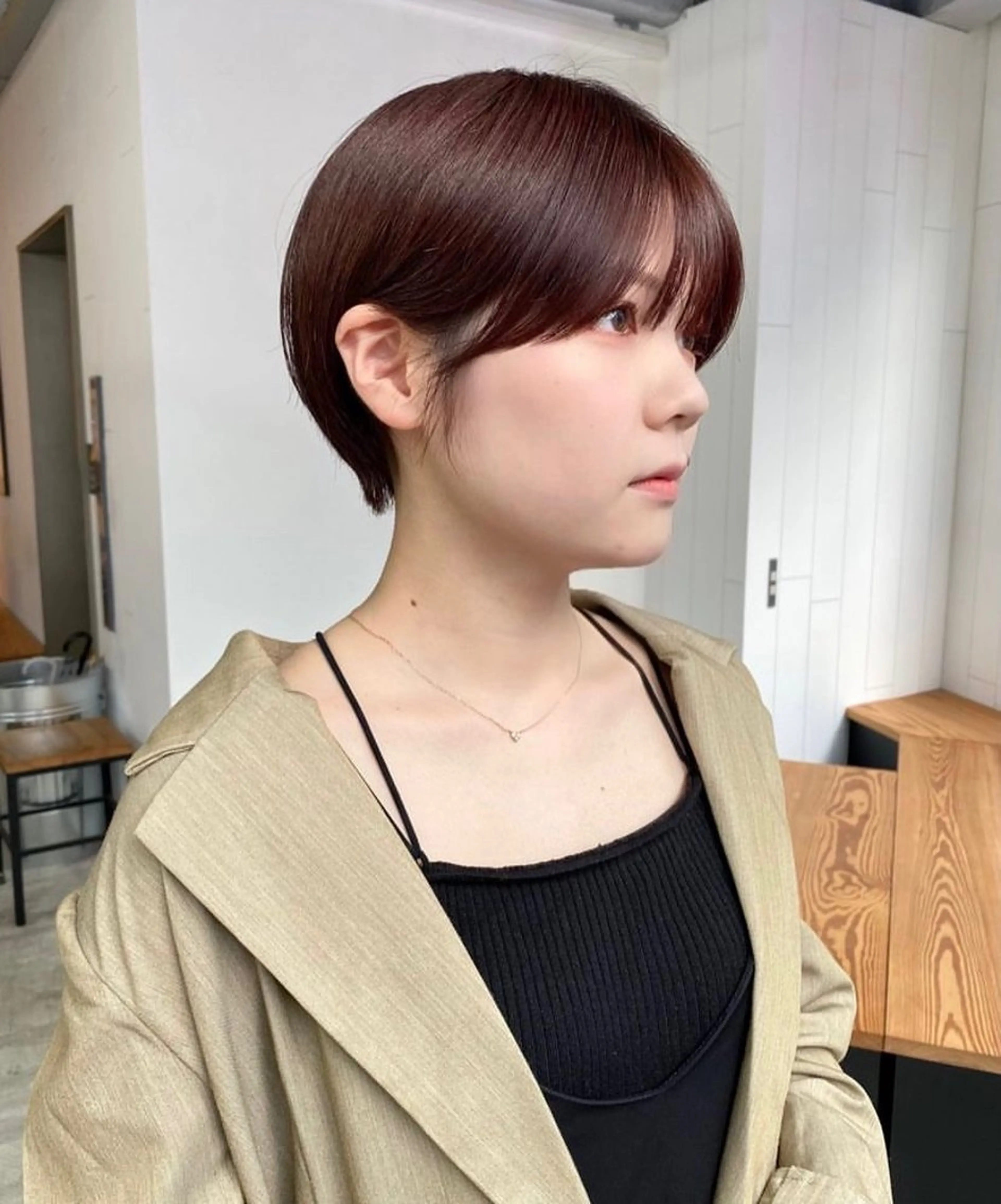 ショート 黒染め落とし ムラ修正　ハイトーンのヘアスタイル