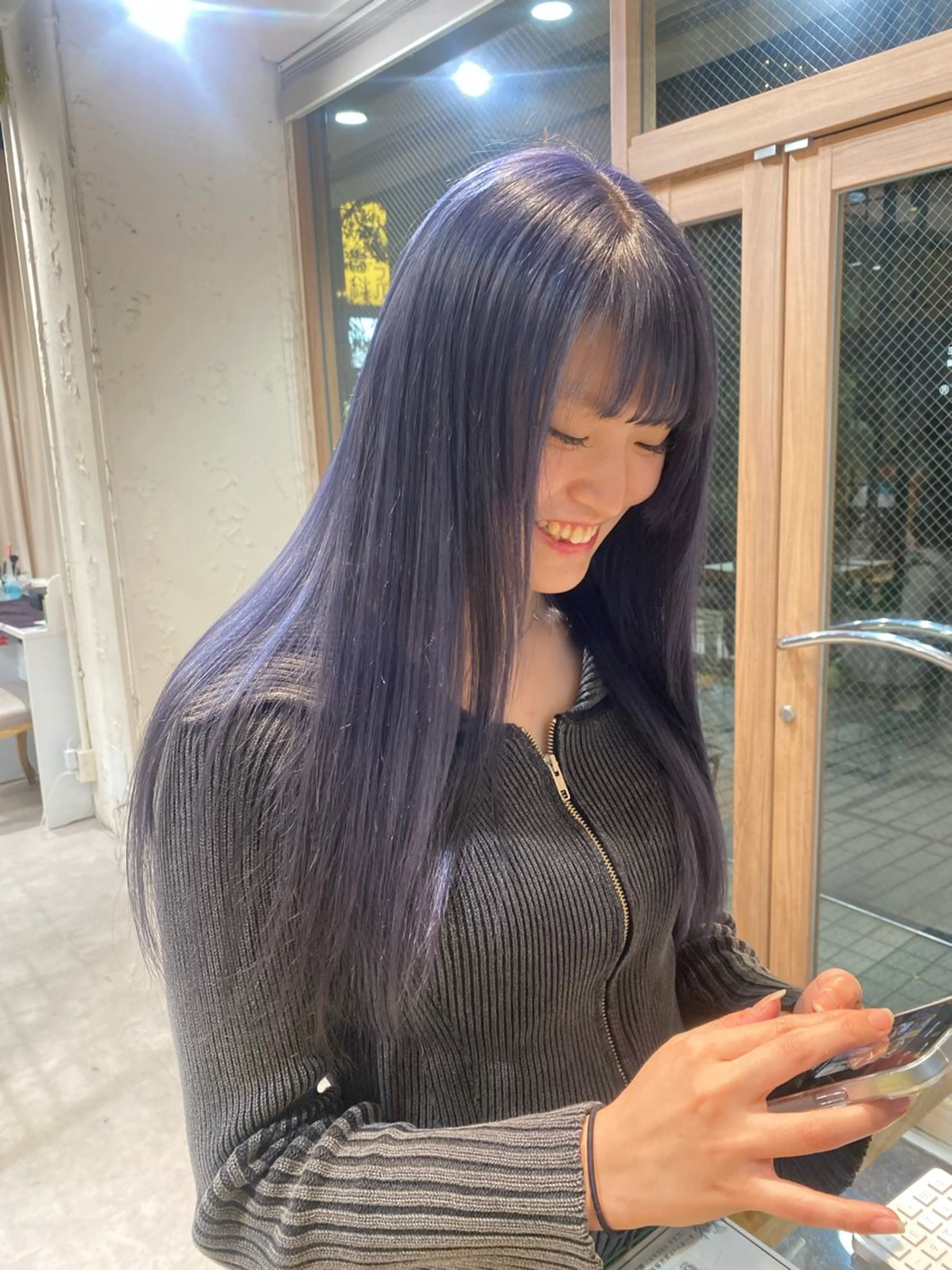 ロング 🌸cocomi🌸 透明感カラー🩶パリのヘアスタイル