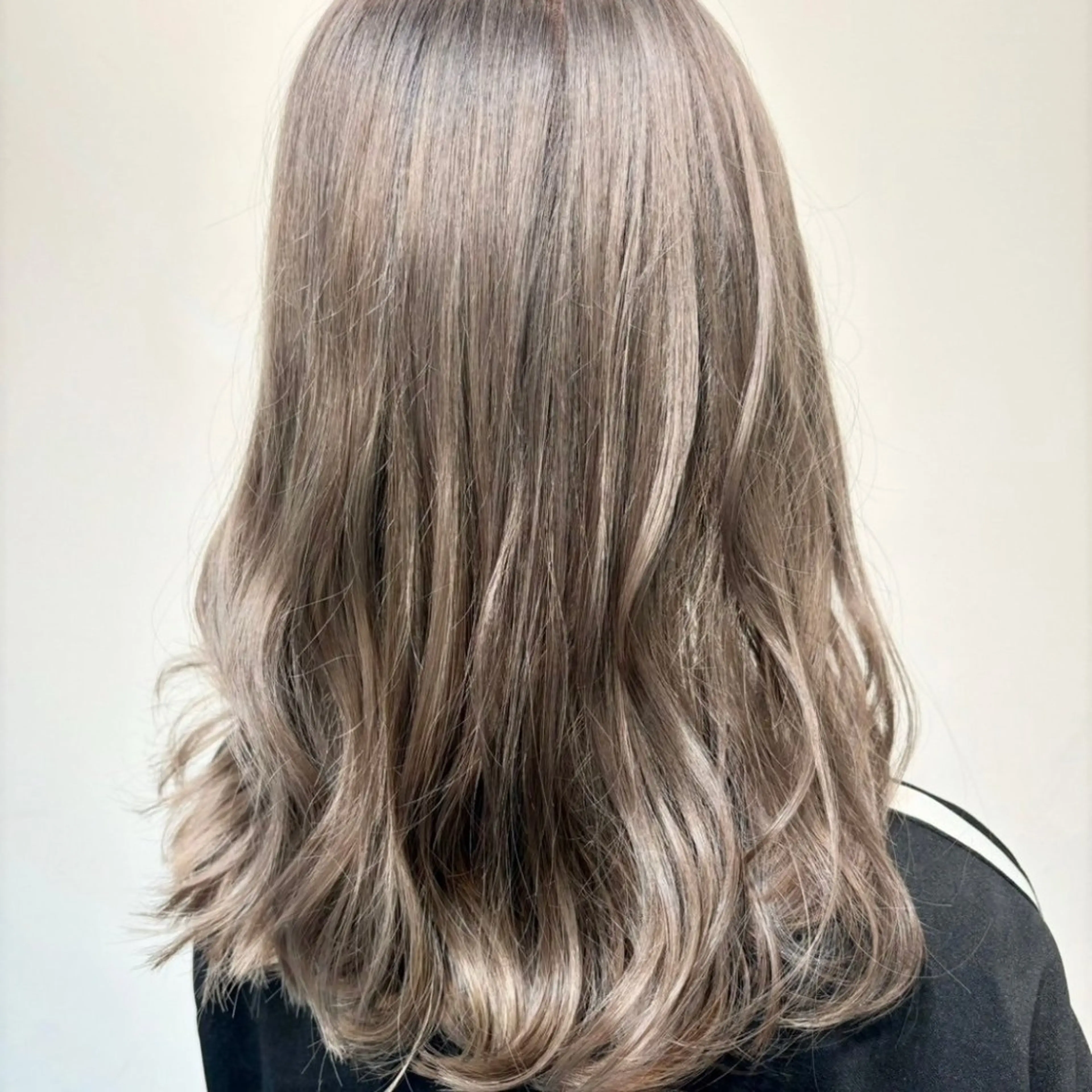 ロング カラー Miura Kaitoのヘアスタイル