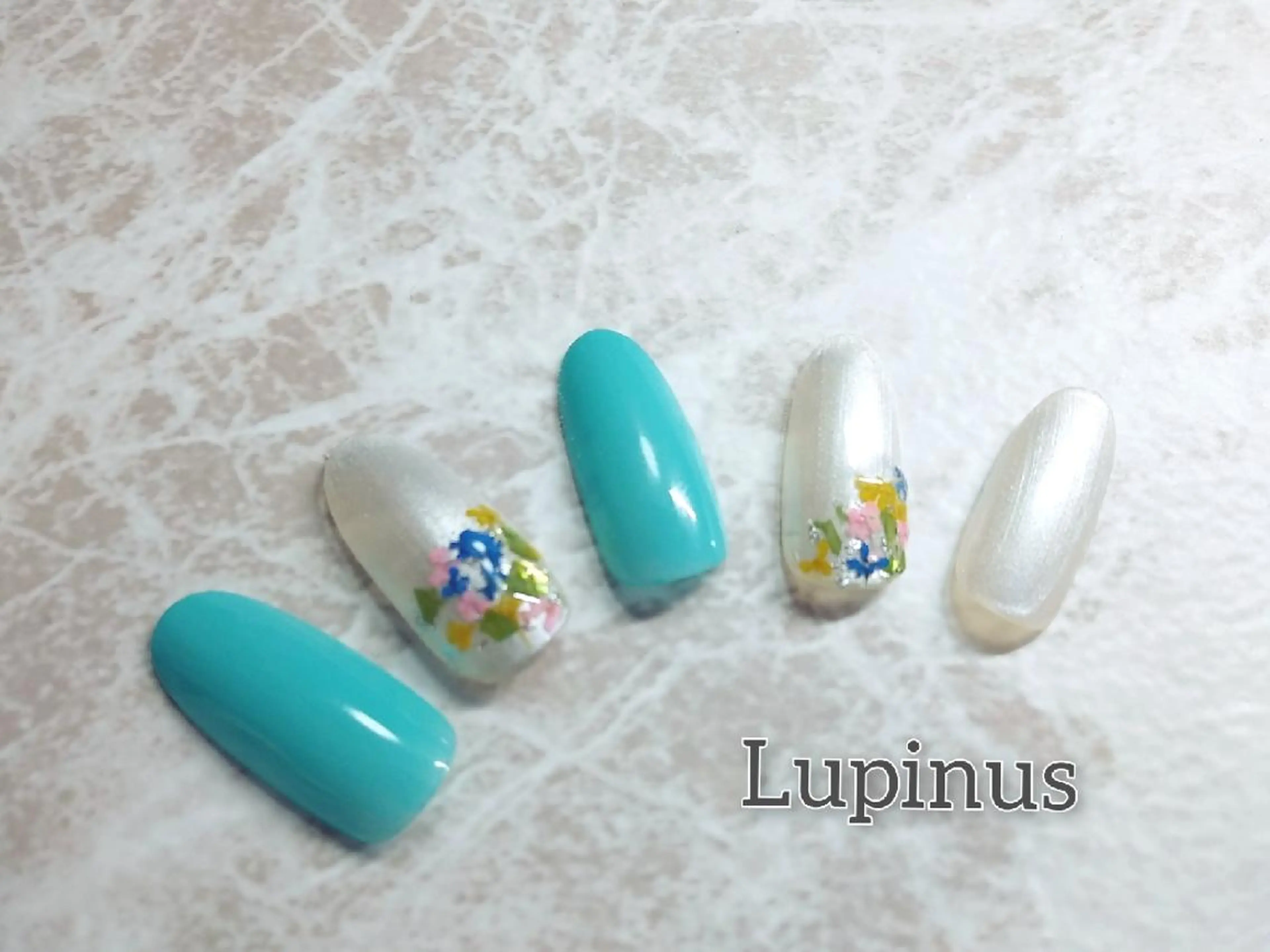 ネイル フットネイル シンプルネイル ハンドネイル フットネイル Lupinus ルピナスのネイルデザイン