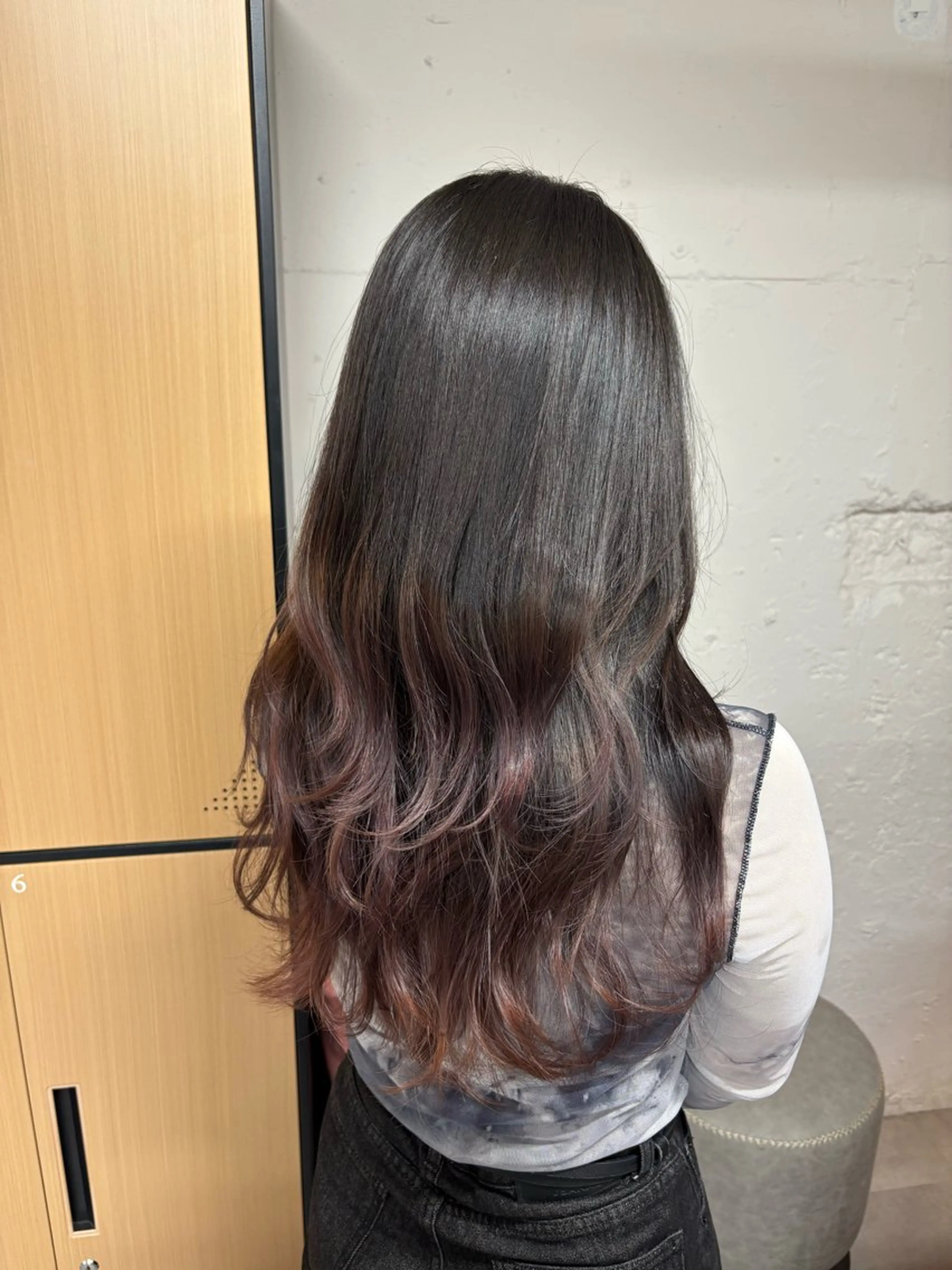 ロング カット ヘアカラー tokute 中野真咲🐺のヘアスタイル