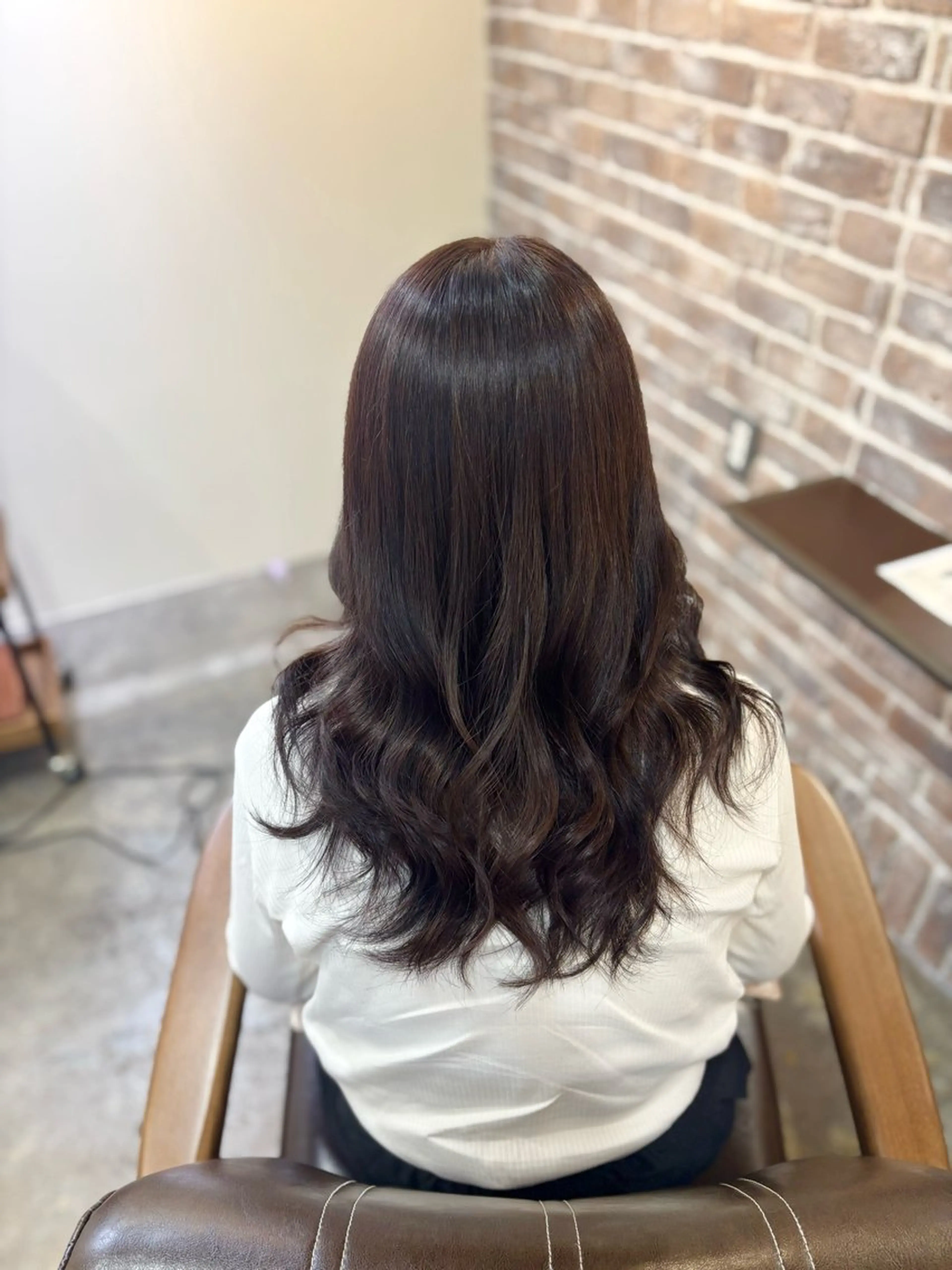 カラー グレージュ オリーブグレージュ オリーブグレー ブリーチ/縮毛矯正/ 川野秀真のヘアスタイル