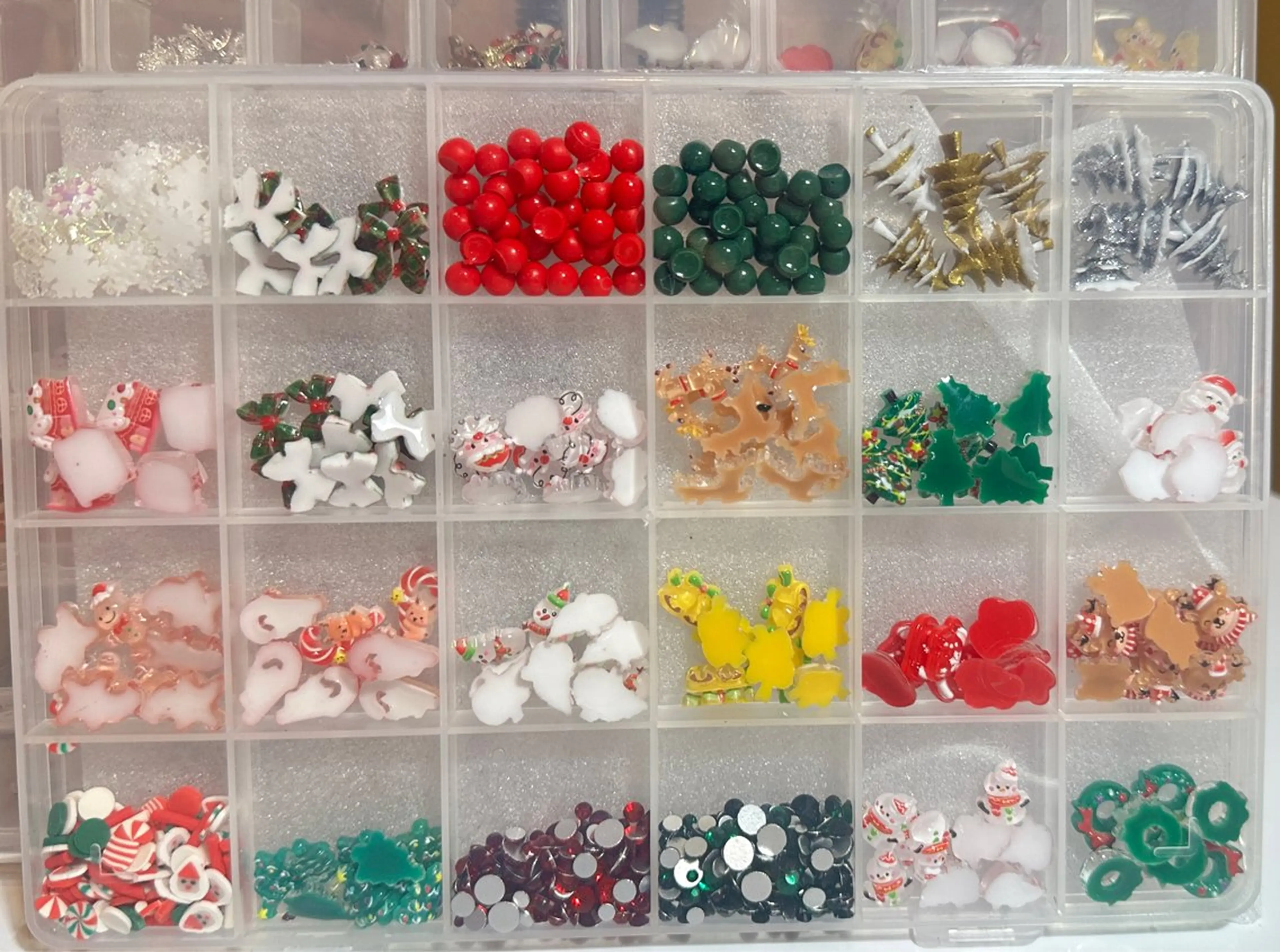 ネイル アートネイル ジェルネイル キラキラネイル 韓国ネイル オフィスネイル Daisy Nailsのネイルデザイン