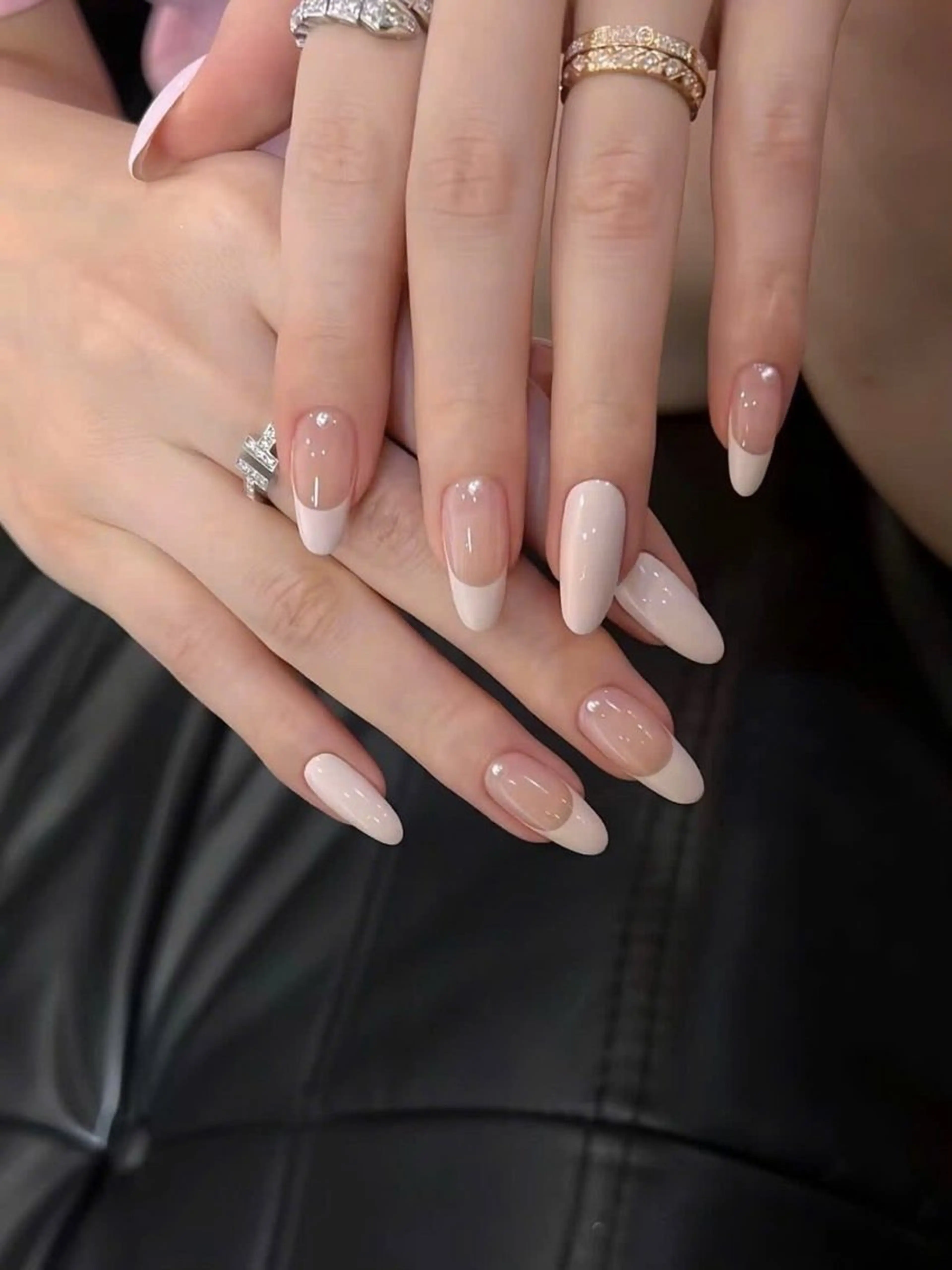 ネイル チークネイル フレンチネイル ラメ(グリッター) マグネットネイル ニュアンスネイル HA NIのネイルデザイン