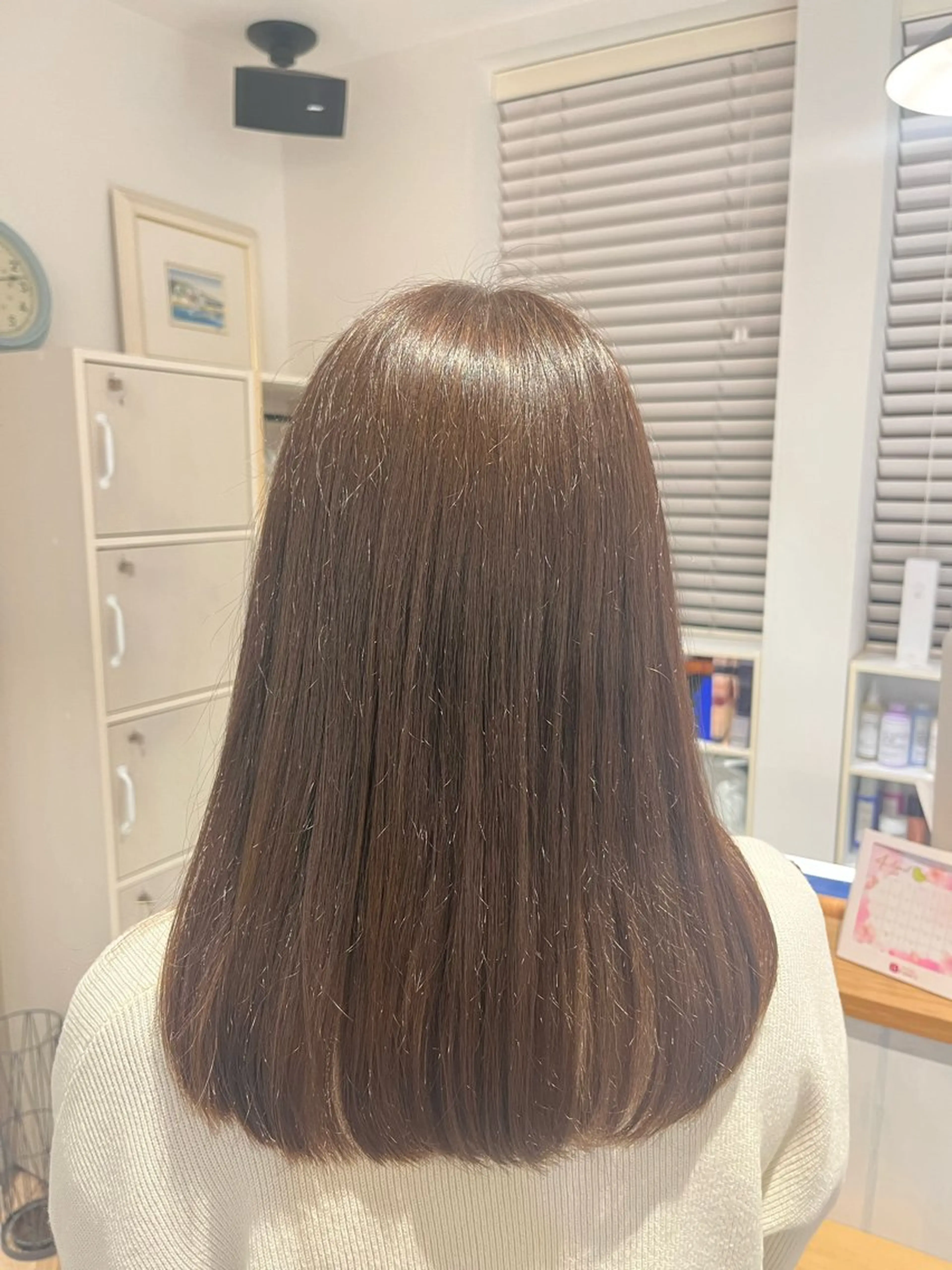 セミロング カラー ベージュカラー オリーブベージュ 武田 綺音のヘアスタイル