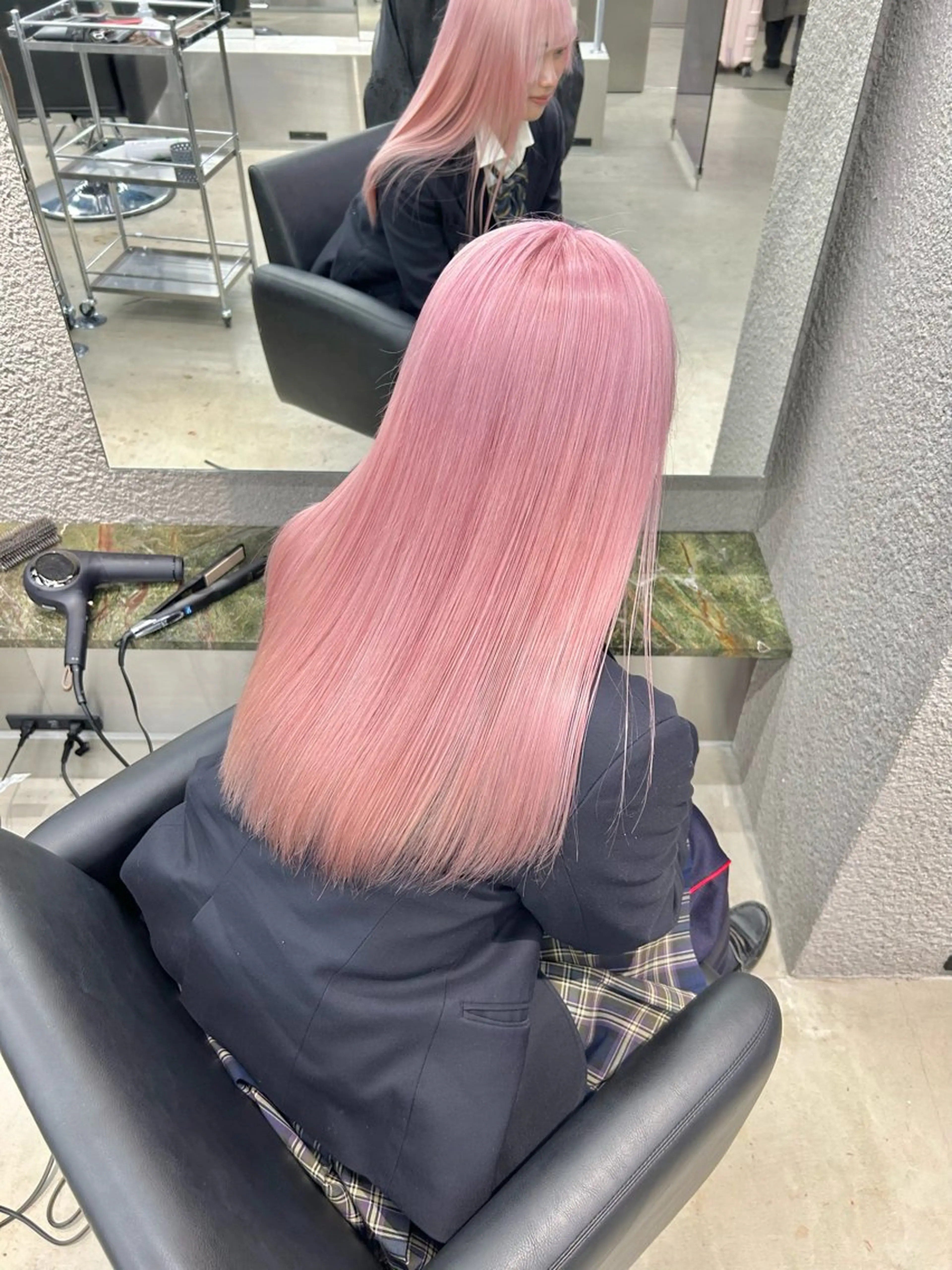 ロング カラー ブリーチ ピンクカラー ✅ケアブリーチ✅ トヨオカ ノブヒデのヘアスタイル