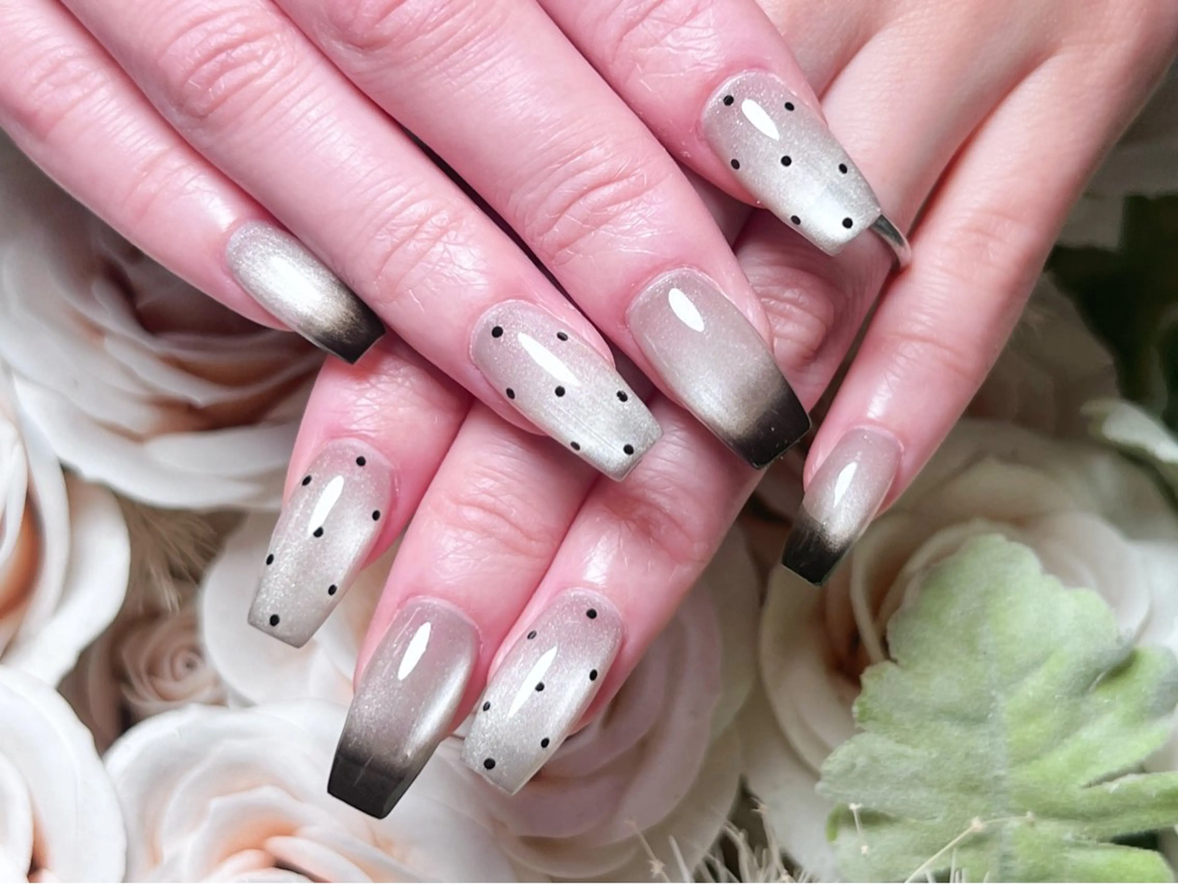 ネイル 成人式 ロングネイル マグネットネイル 持ち込み ワンカラーネイル ハンドネイル Painty nailのネイルデザイン