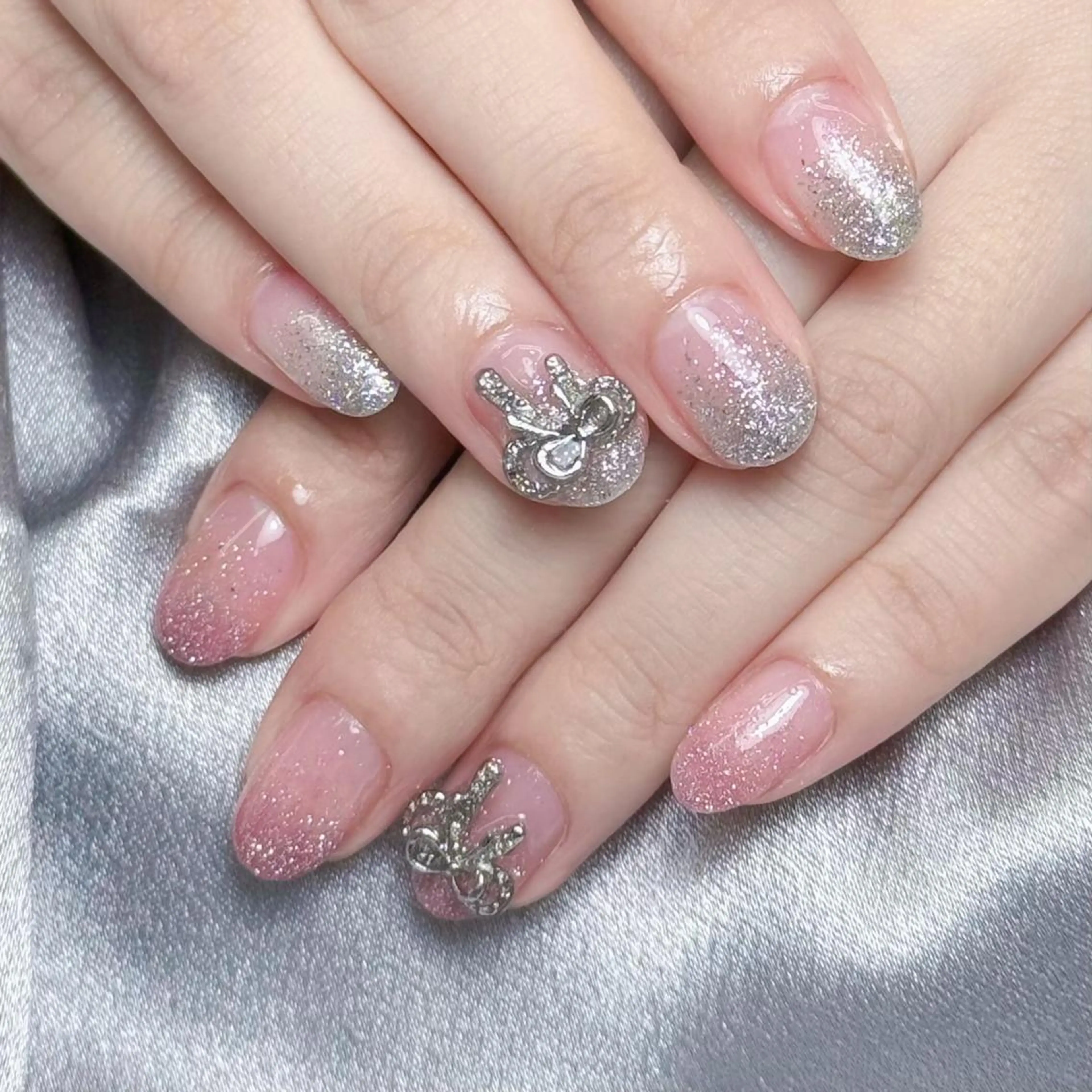 ネイル ❤️‍🔥長さだし専 門店queensのネイルデザイン