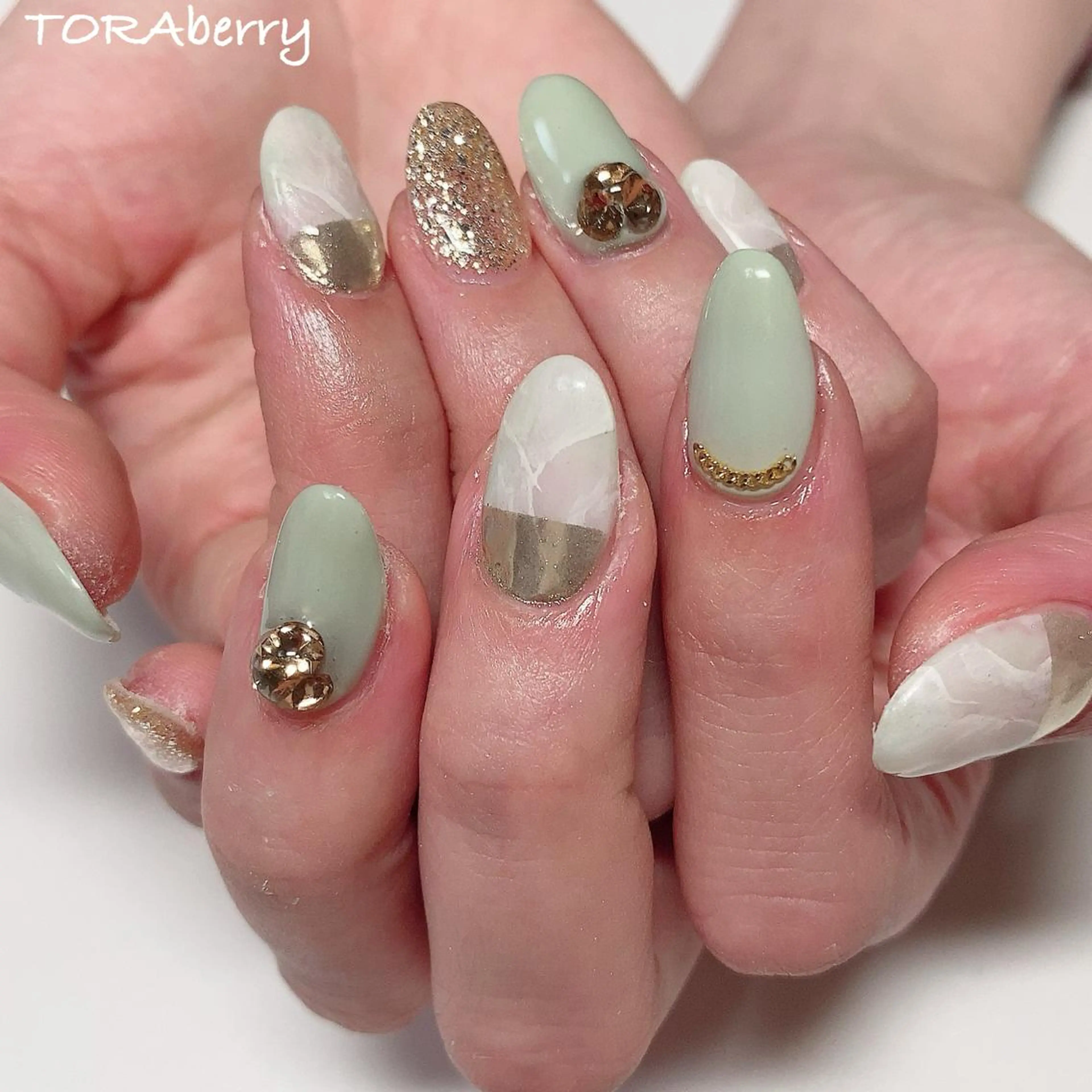 ネイル 大理石ネイル(マーブル) ハンドネイル ネイリスト なつみのネイルデザイン