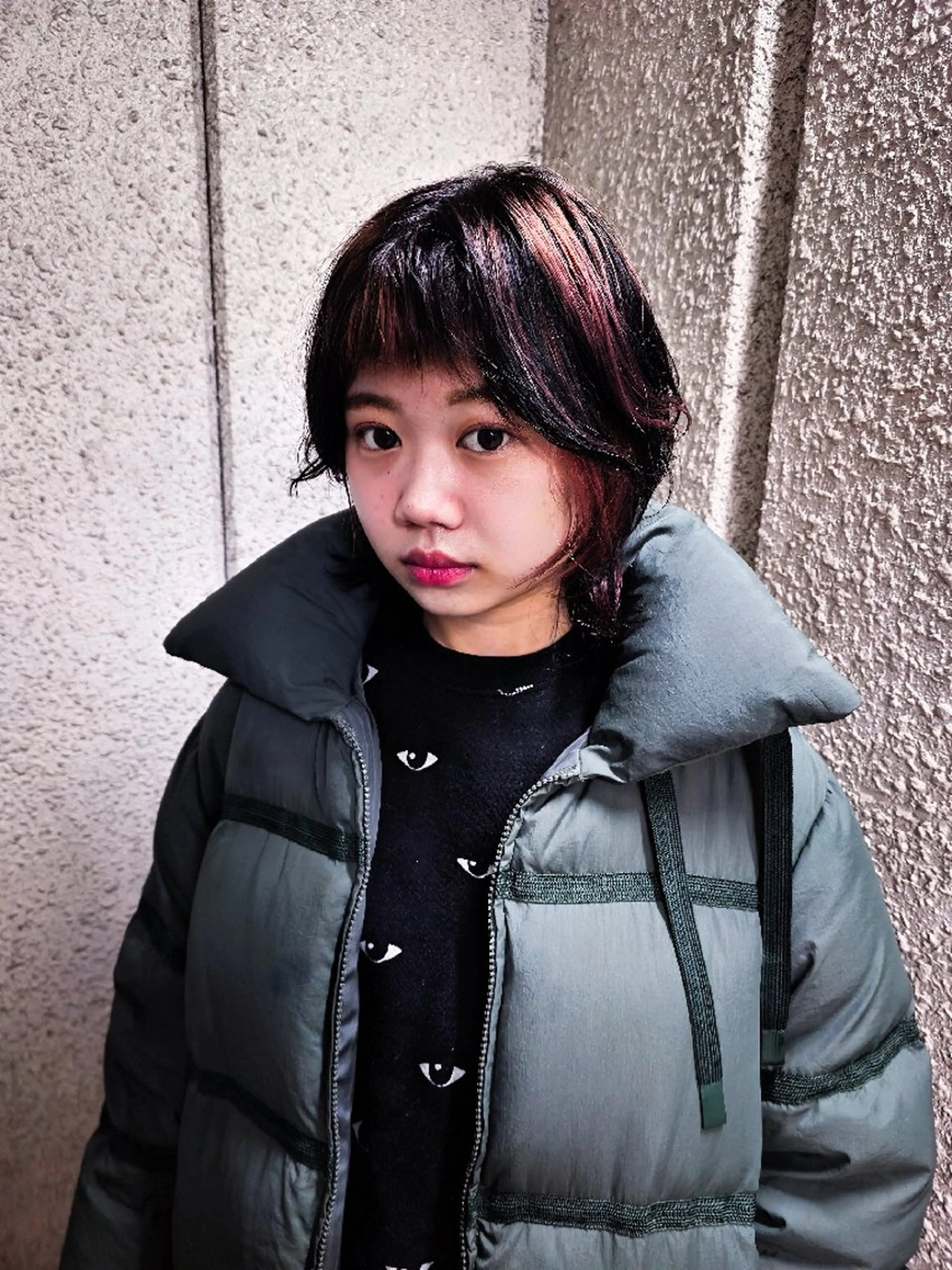 ミディアム カラー OMA　 カタギシのヘアスタイル