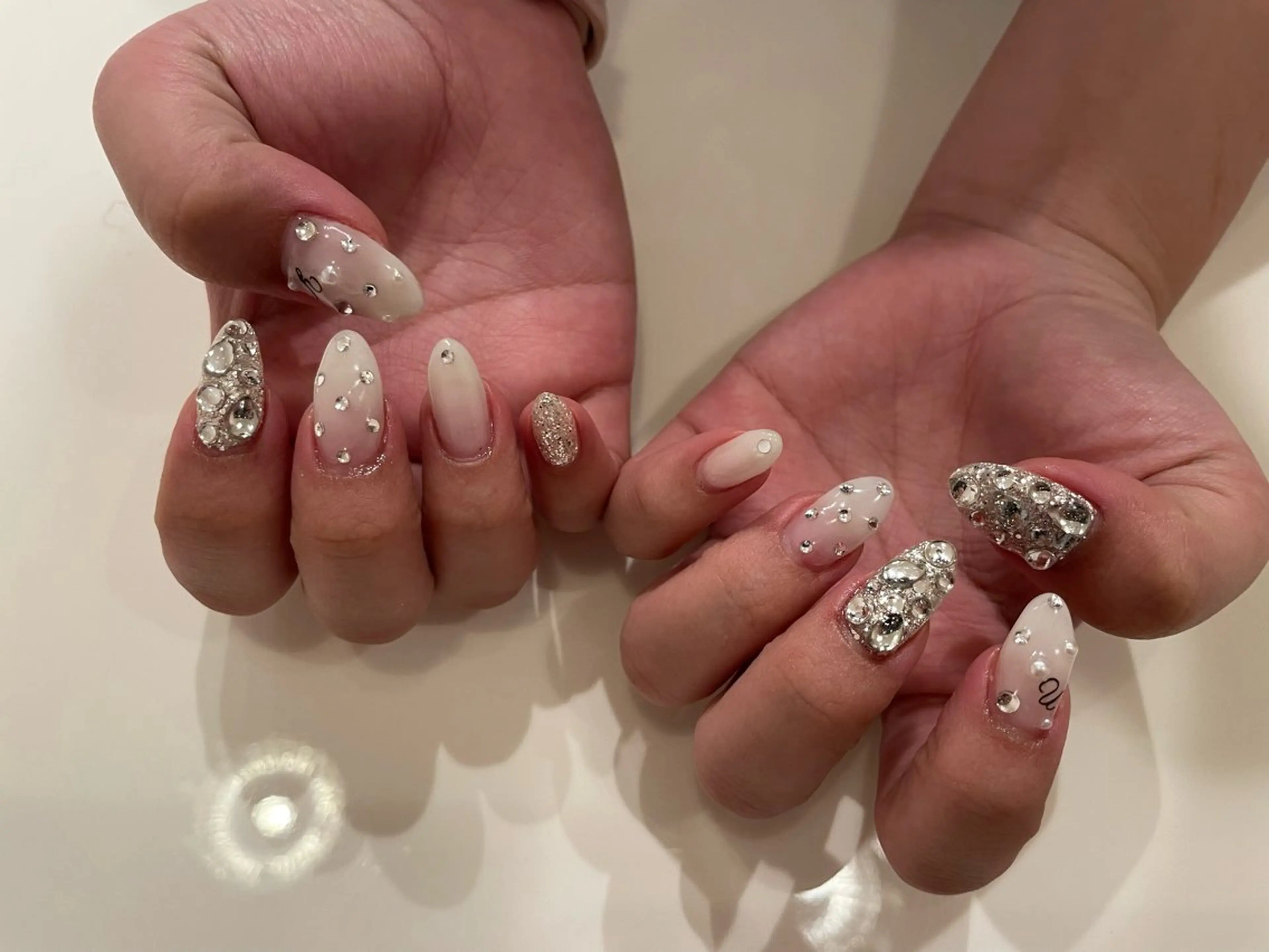 ネイル ♡ビジュール♡ NAIL &まつ毛のマツエク・マツパデザイン