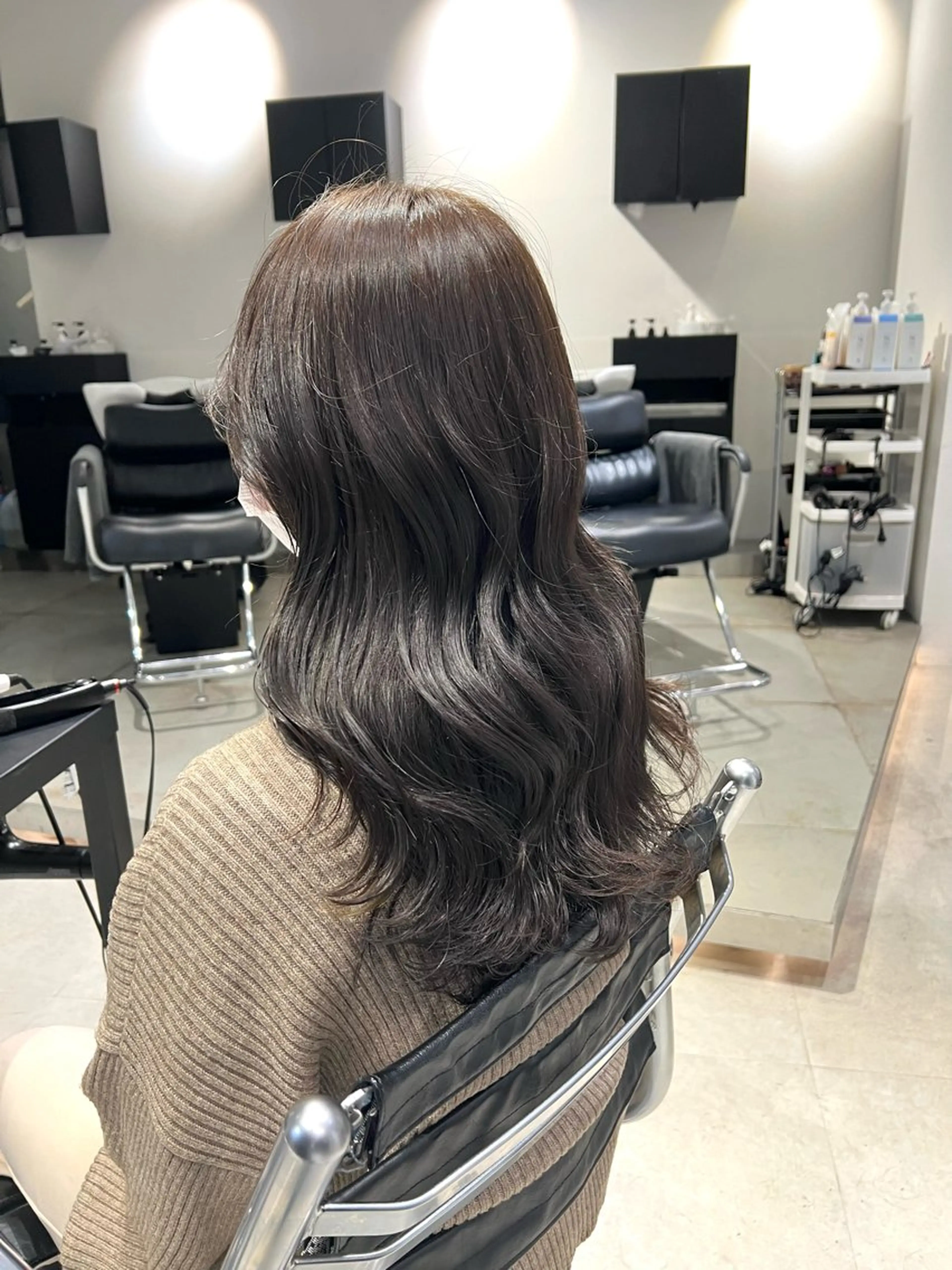 セミロング ブリーチなし/レイヤ ー特化🌈Tommyのヘアスタイル