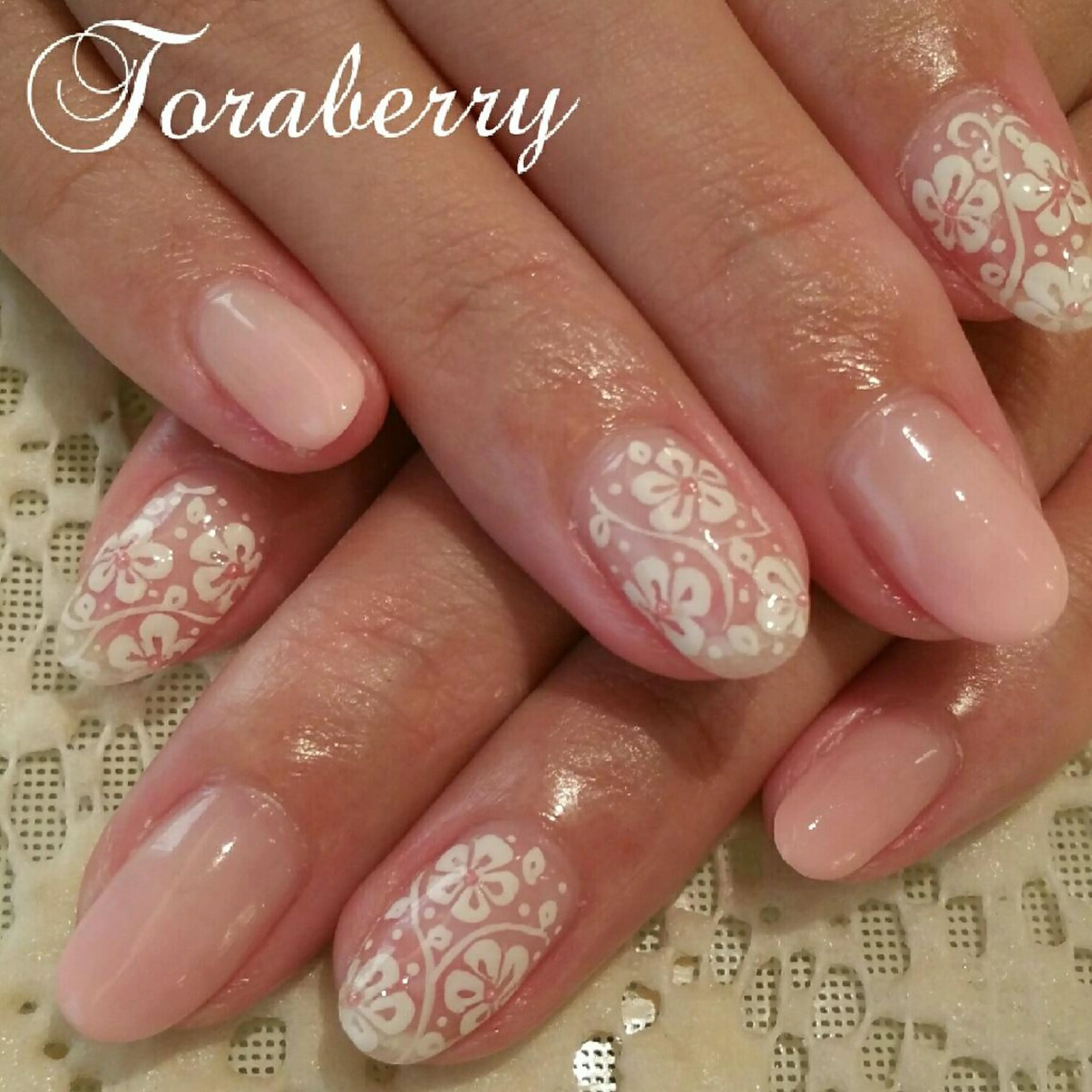 ネイル フラワーネイル レース 持ち込み ネイリスト なつみのネイルデザイン